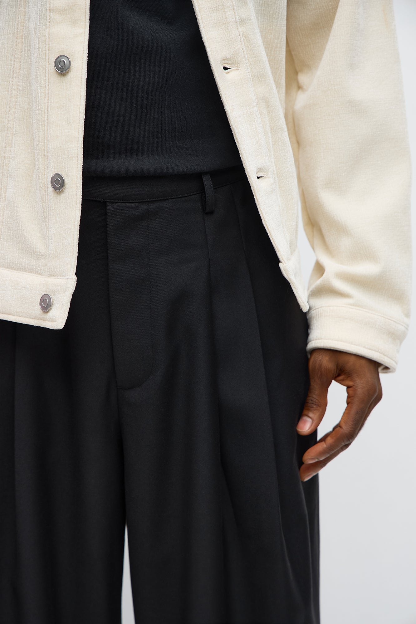 Baggy Pleated Everyday Trouser - Black