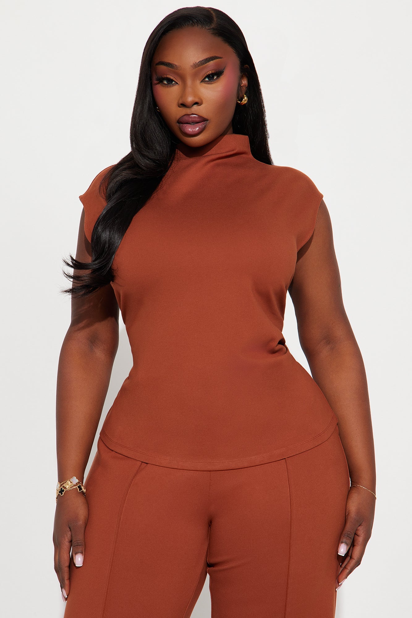 Power Stance Sleeveless Pant Set - Cognac