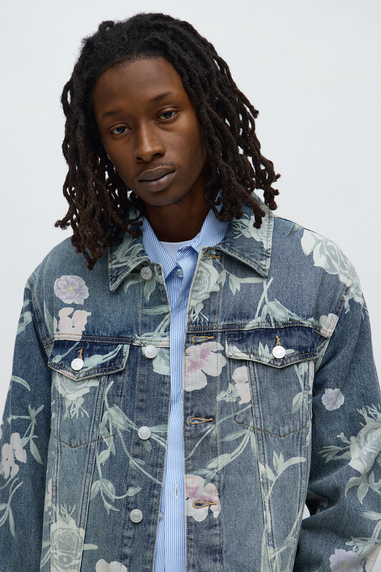 Fallen Roses Trucker Jacket - Medium Blue Wash