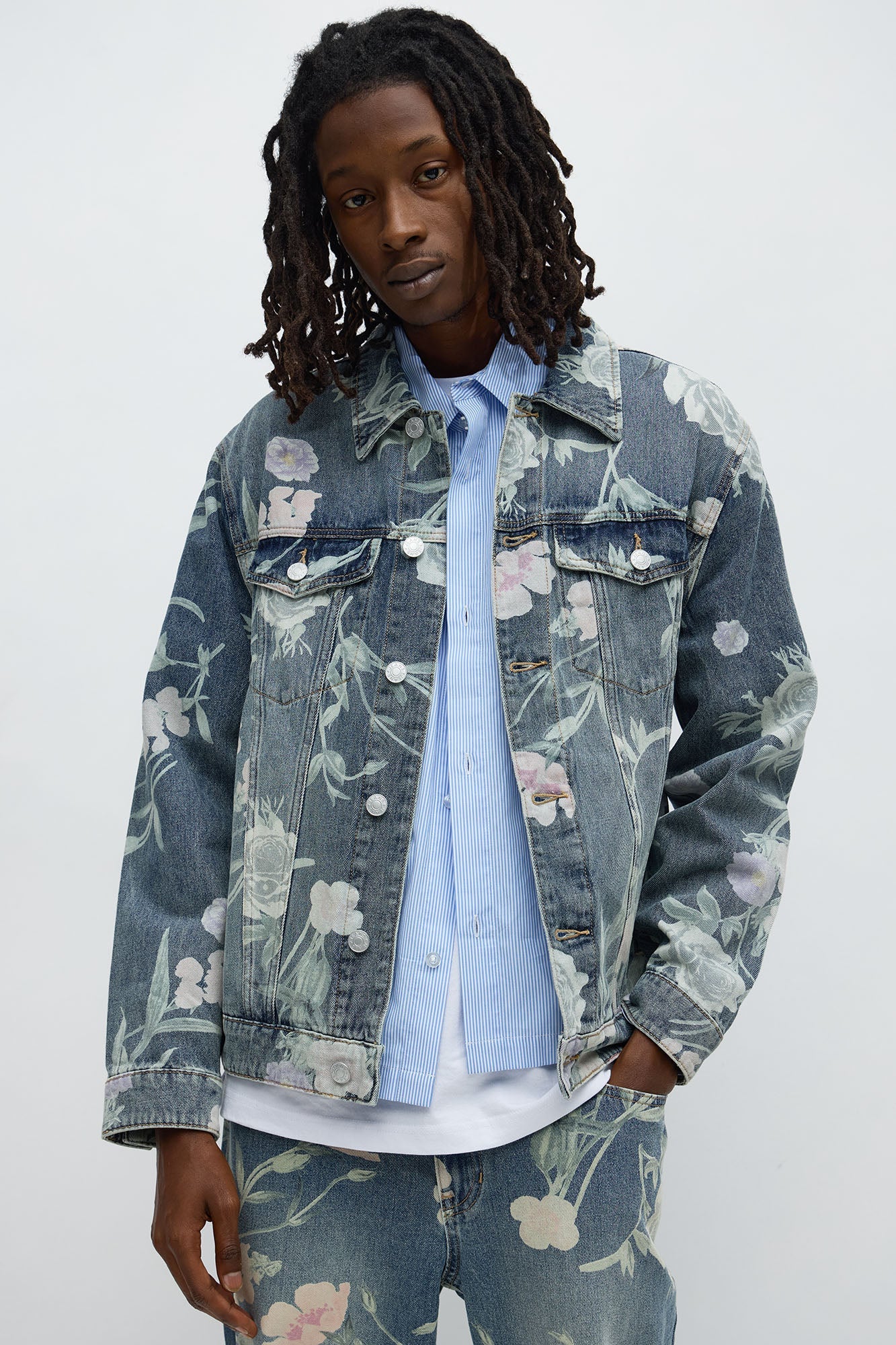 Fallen Roses Trucker Jacket - Medium Blue Wash