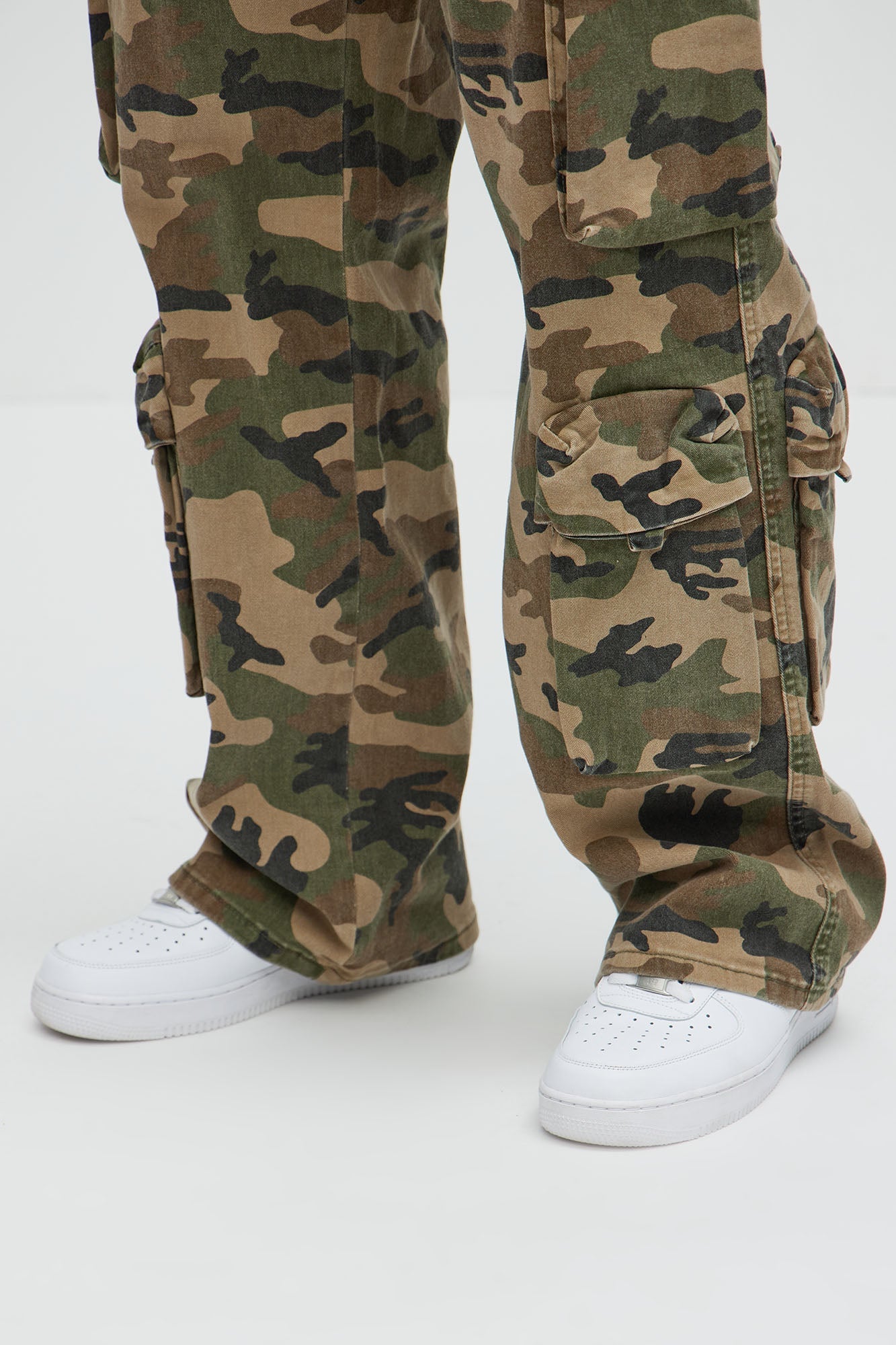 Shane Baggy Cargo Jeans - Camouflage