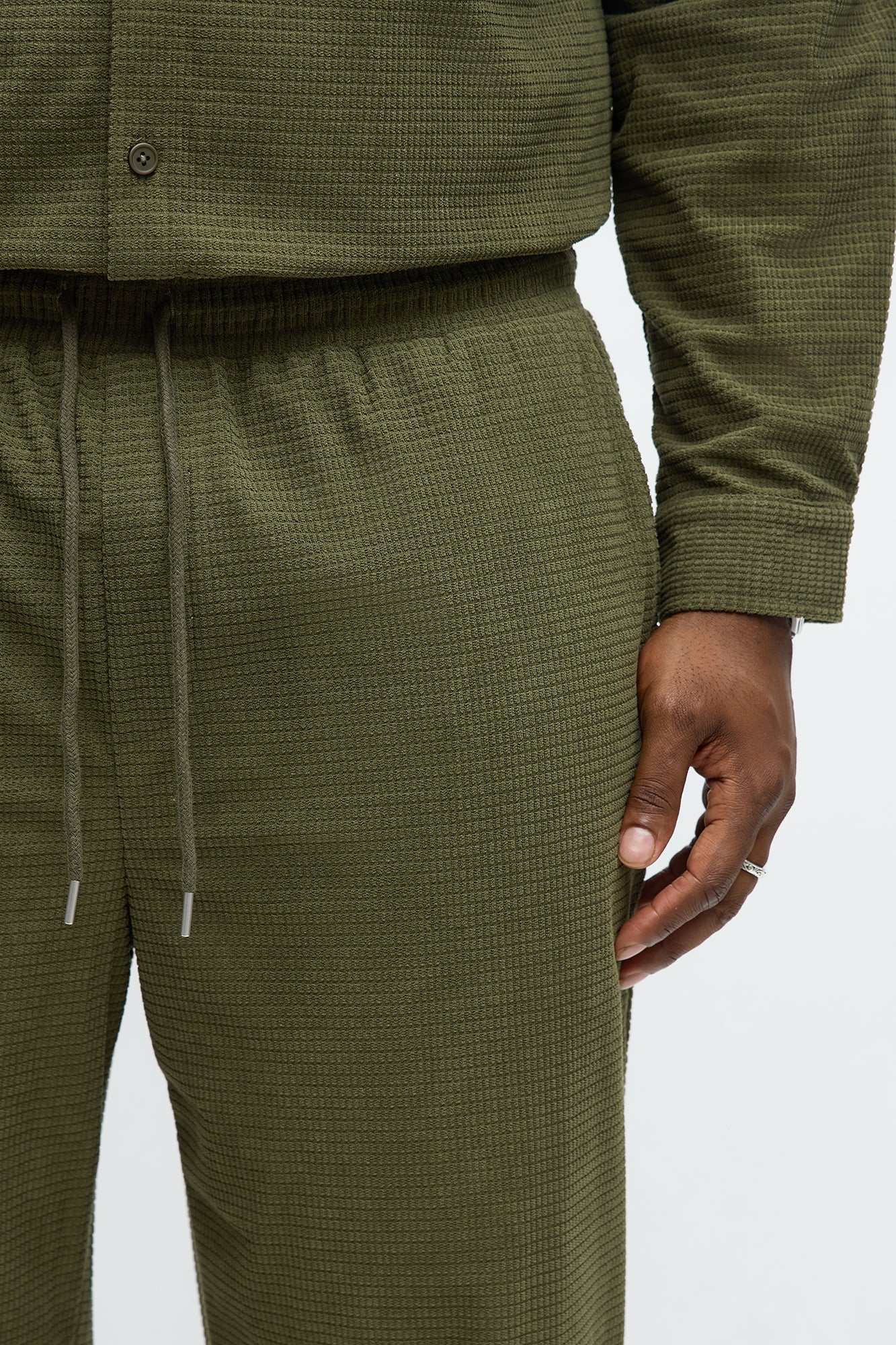 Straight Slow Burn Textured Slit Pant - Olive