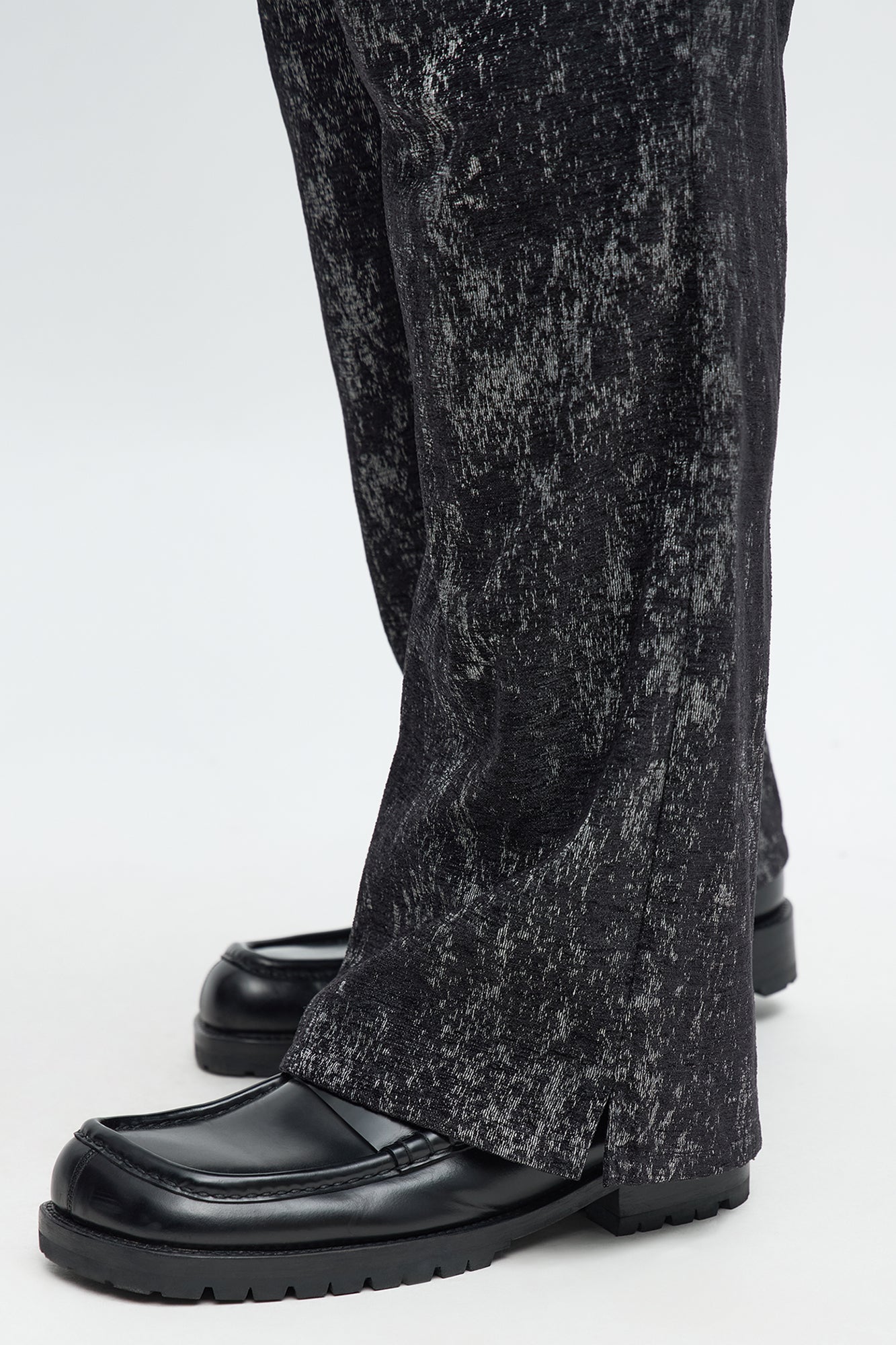Slim Flare Slit Velvet Heathered Pant - Black