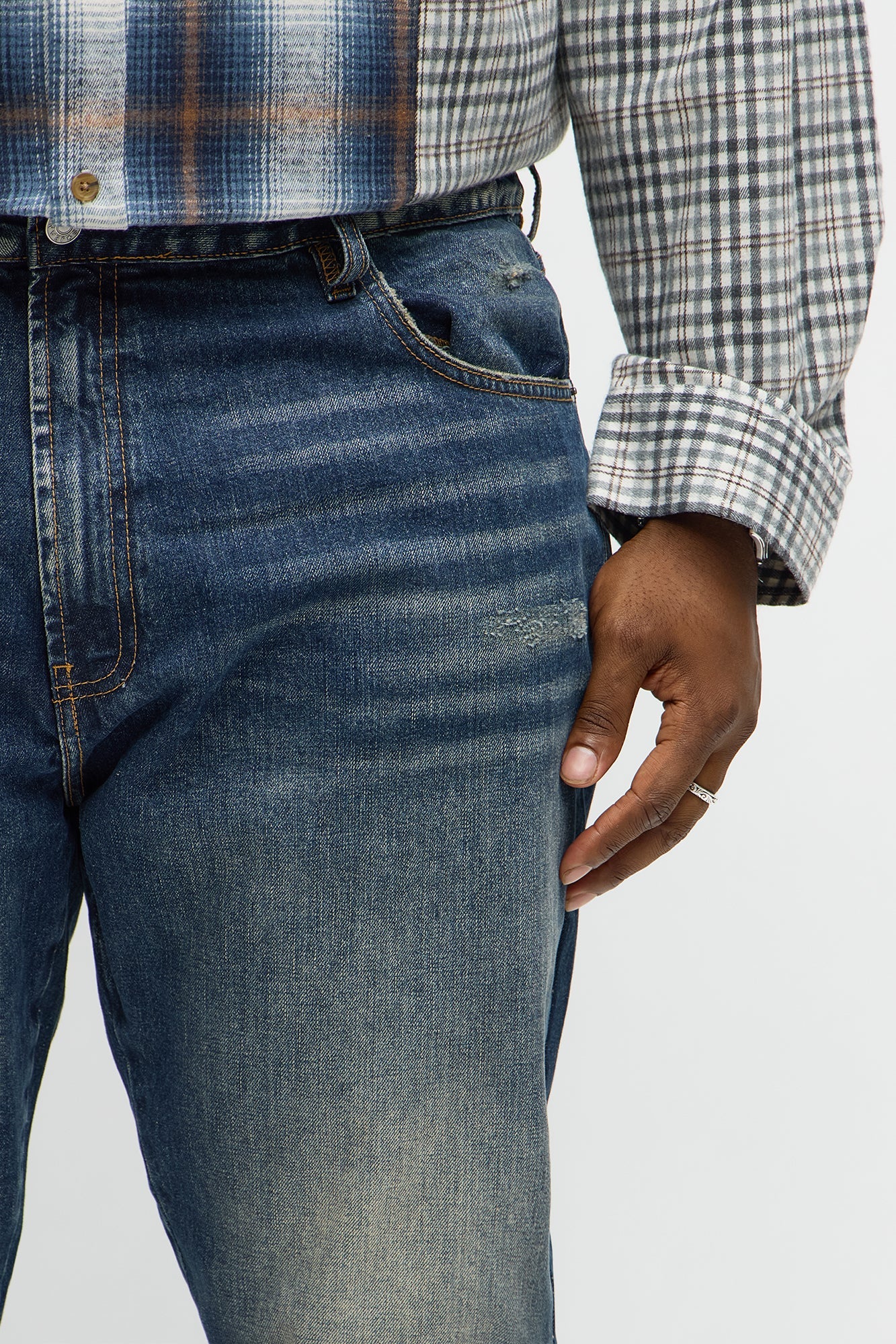 Slim Never Stressin Jeans - Dark Wash