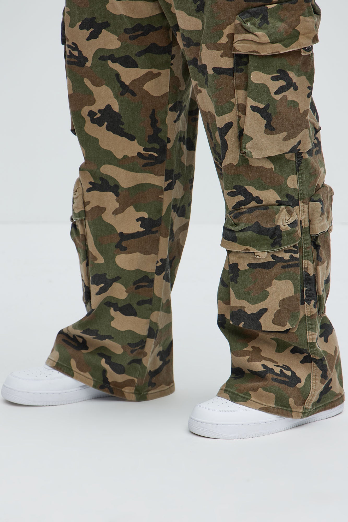 Shane Baggy Cargo Jeans - Camouflage