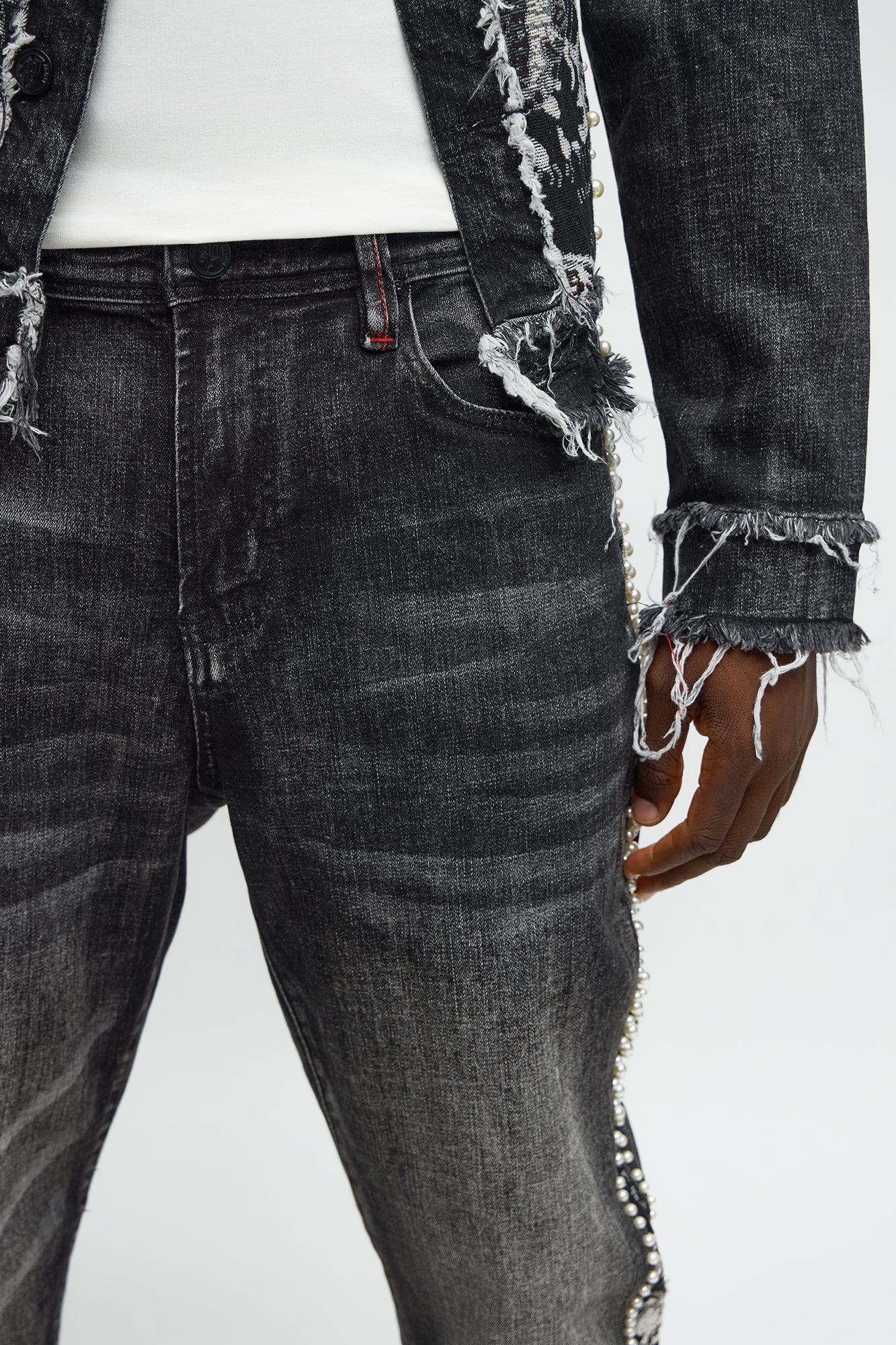 Straight Pearl Panel Tapestry Jean - Black Wash