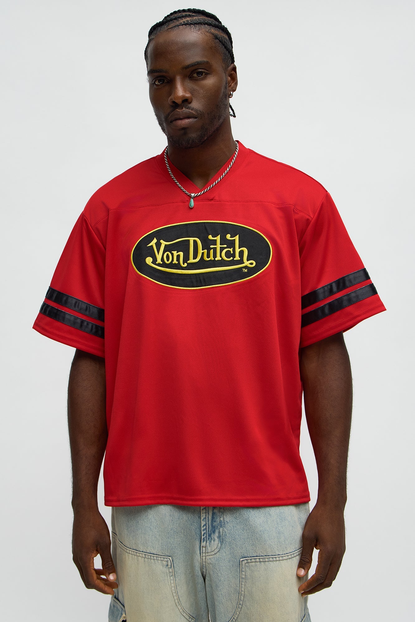 Von Dutch Center Patch V Neck Tee - Red/combo