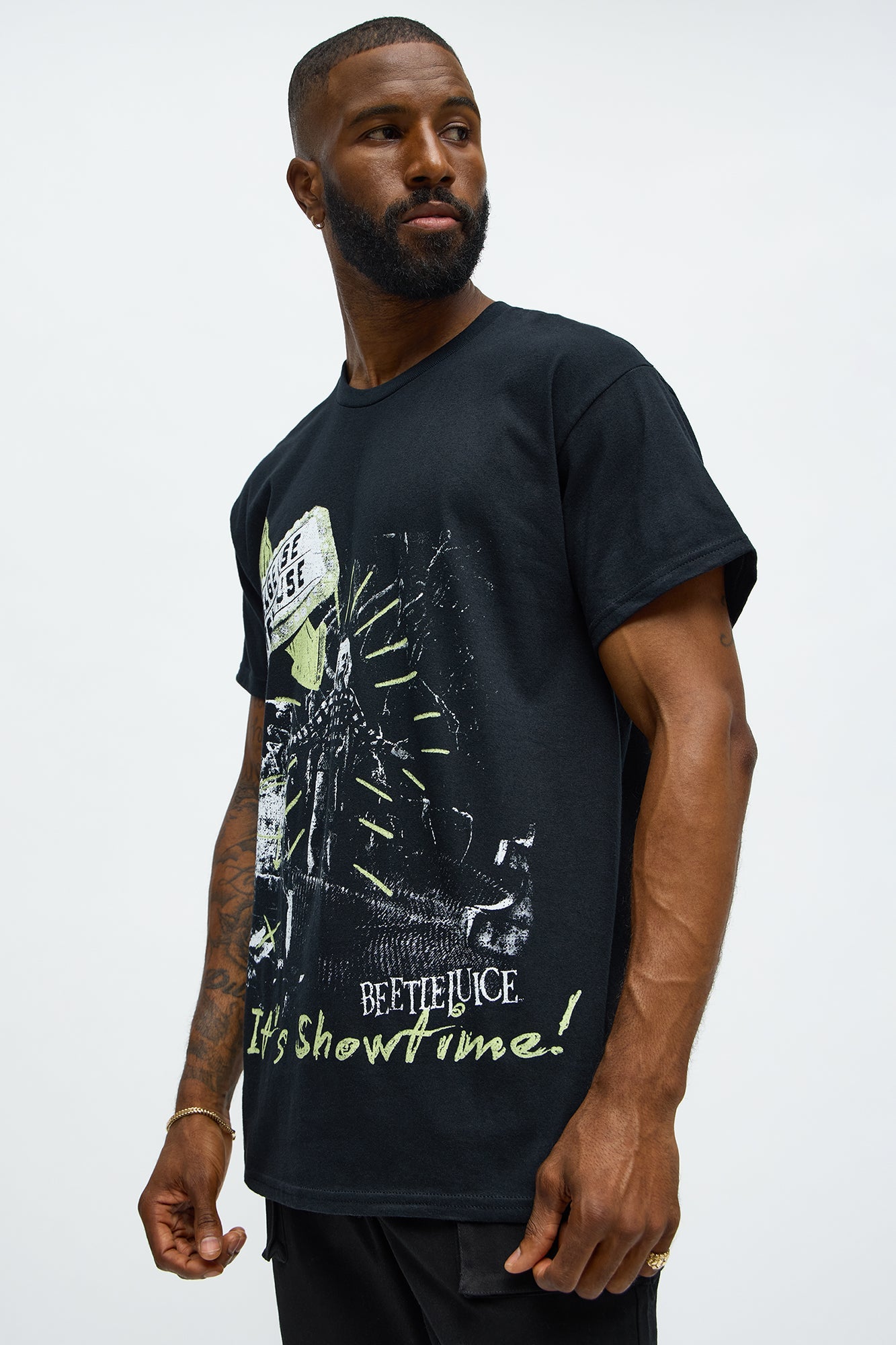 Beetlejuice It's Showtime! Short Sleeve Tee - Black