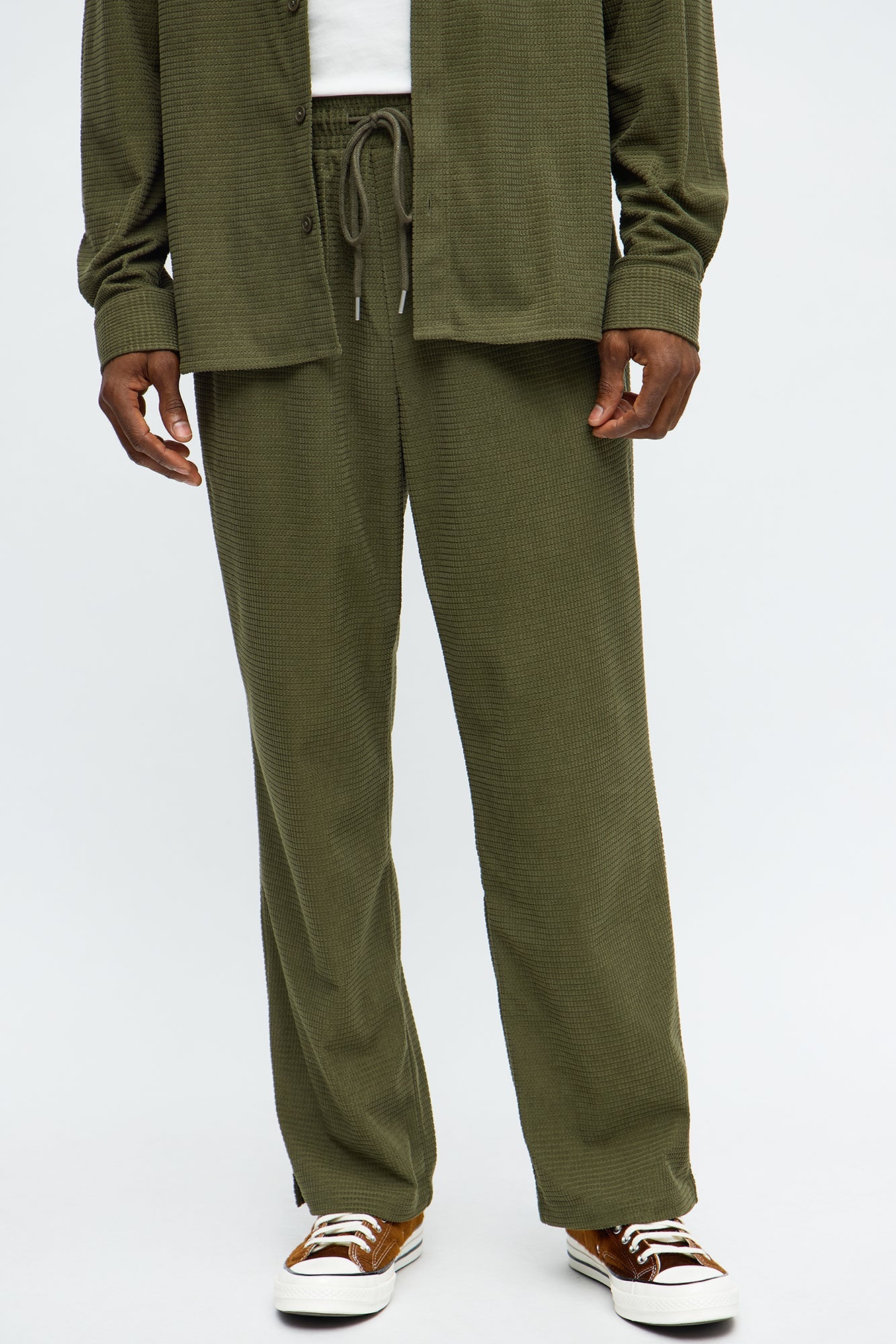 Straight Slow Burn Textured Slit Pant - Olive