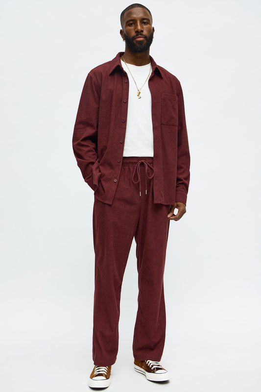 Straight Slow Burn Textured Slit Pant - Burgundy