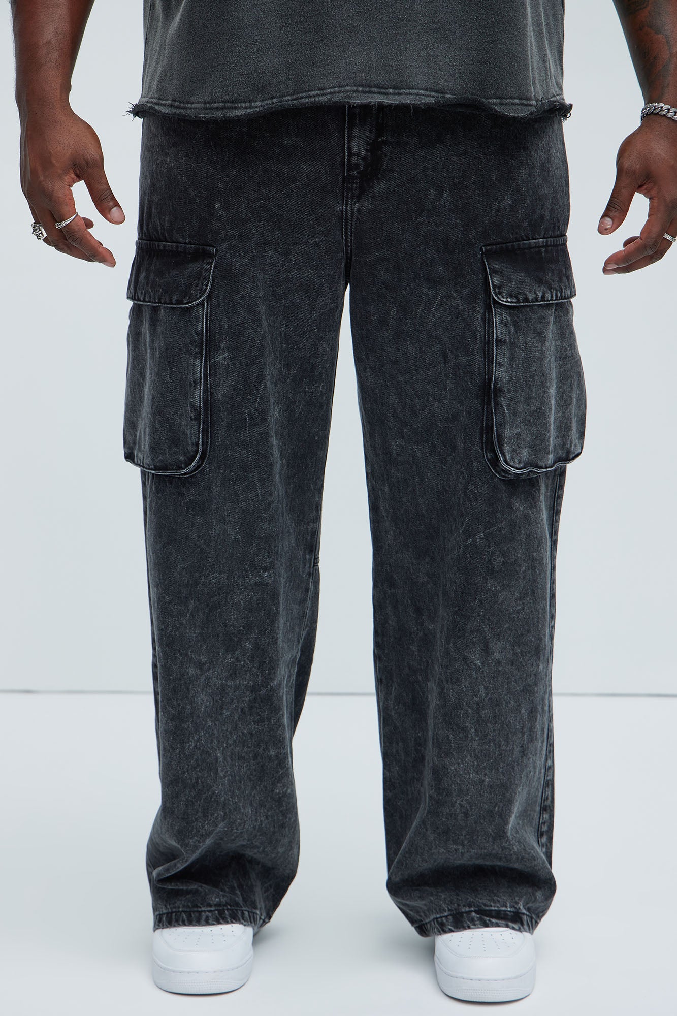 Baggy Clover Cargo Jeans - Black