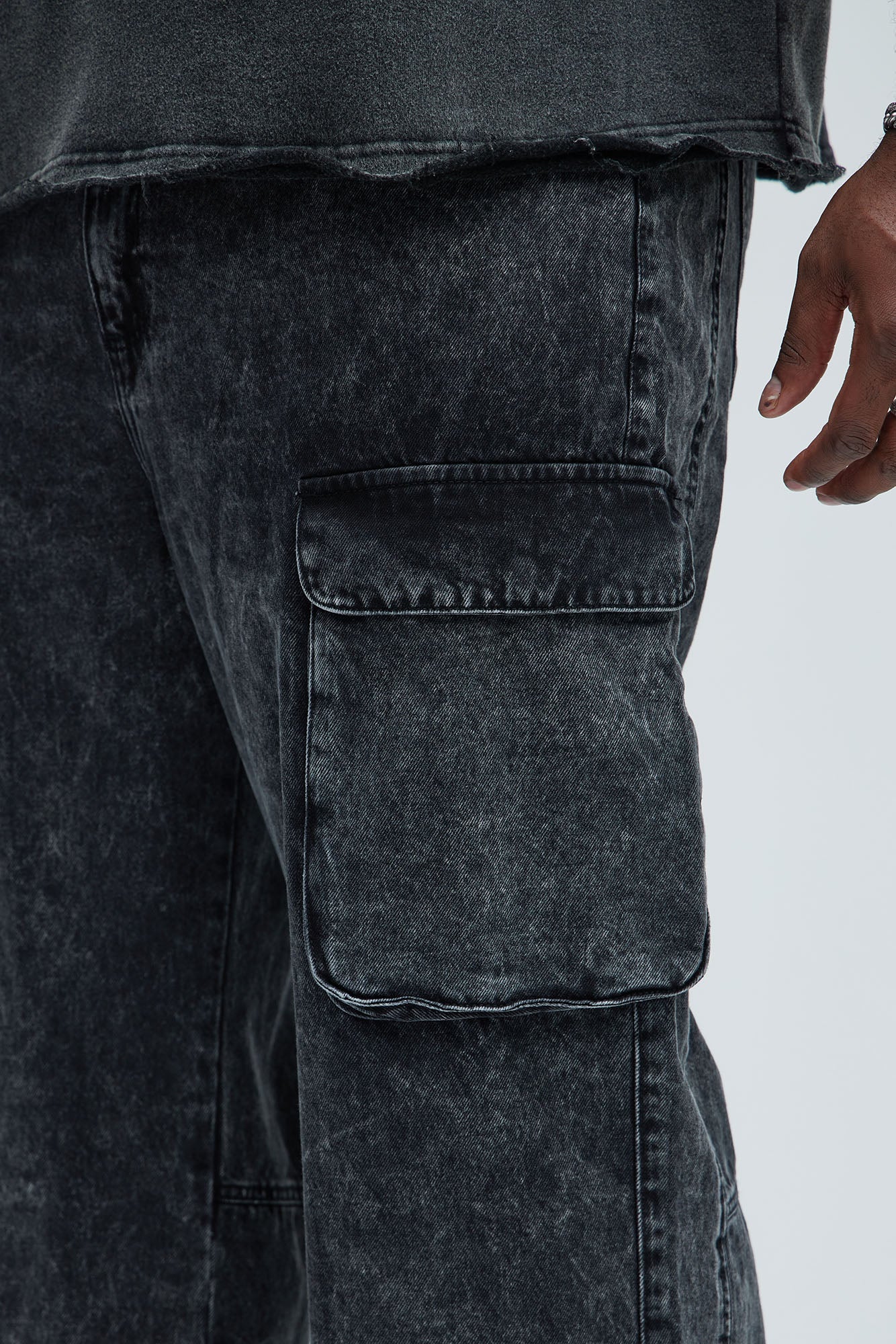 Baggy Clover Cargo Jeans - Black