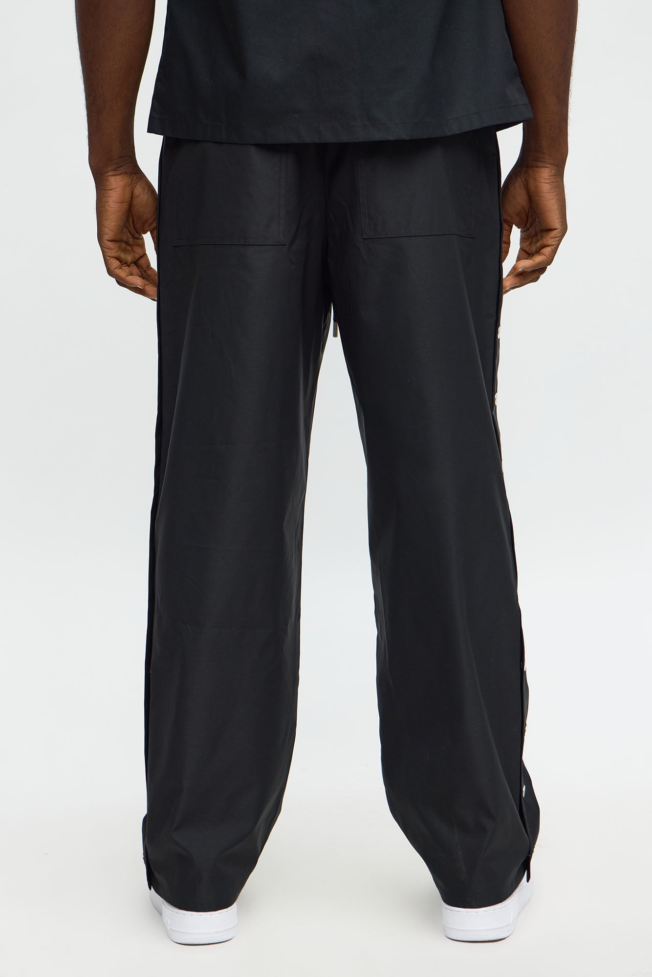 Baggy Lose Control Snap Button Pant - Black