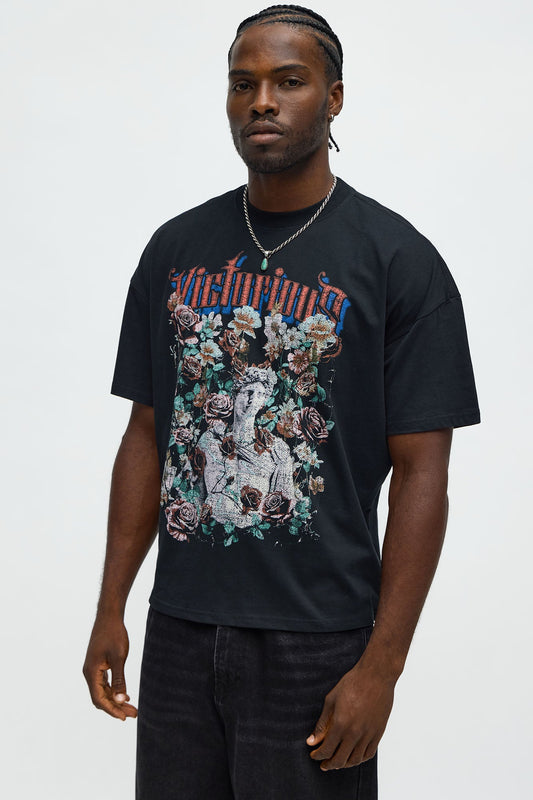 Victorious Flowers Oversized Short Sleeve Tee - Black