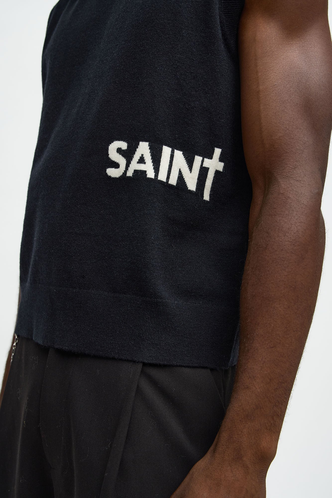Relaxed Saint Sweater Vest - Black/combo