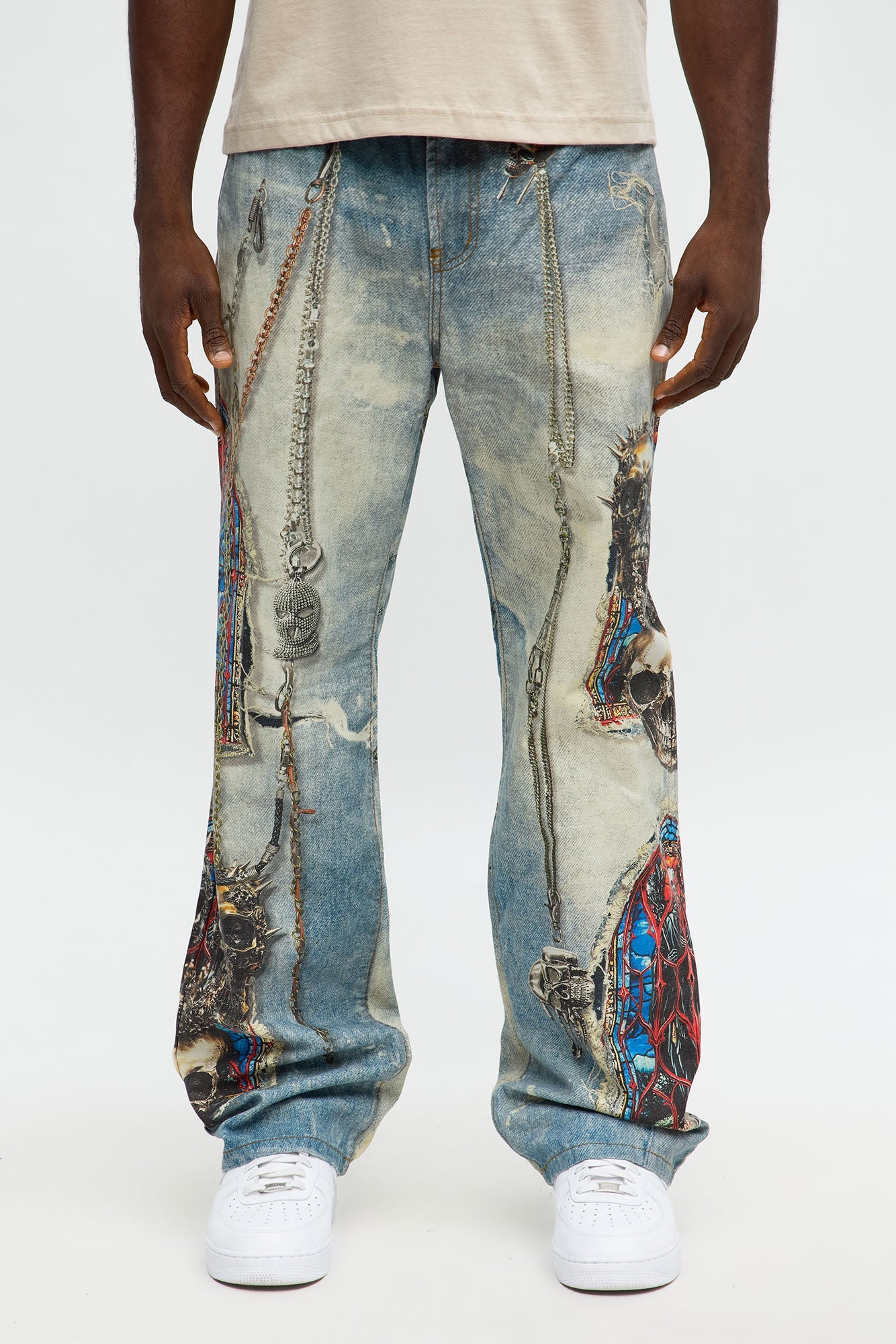 Baggy Holy War Chains Printed Jean - Light Wash