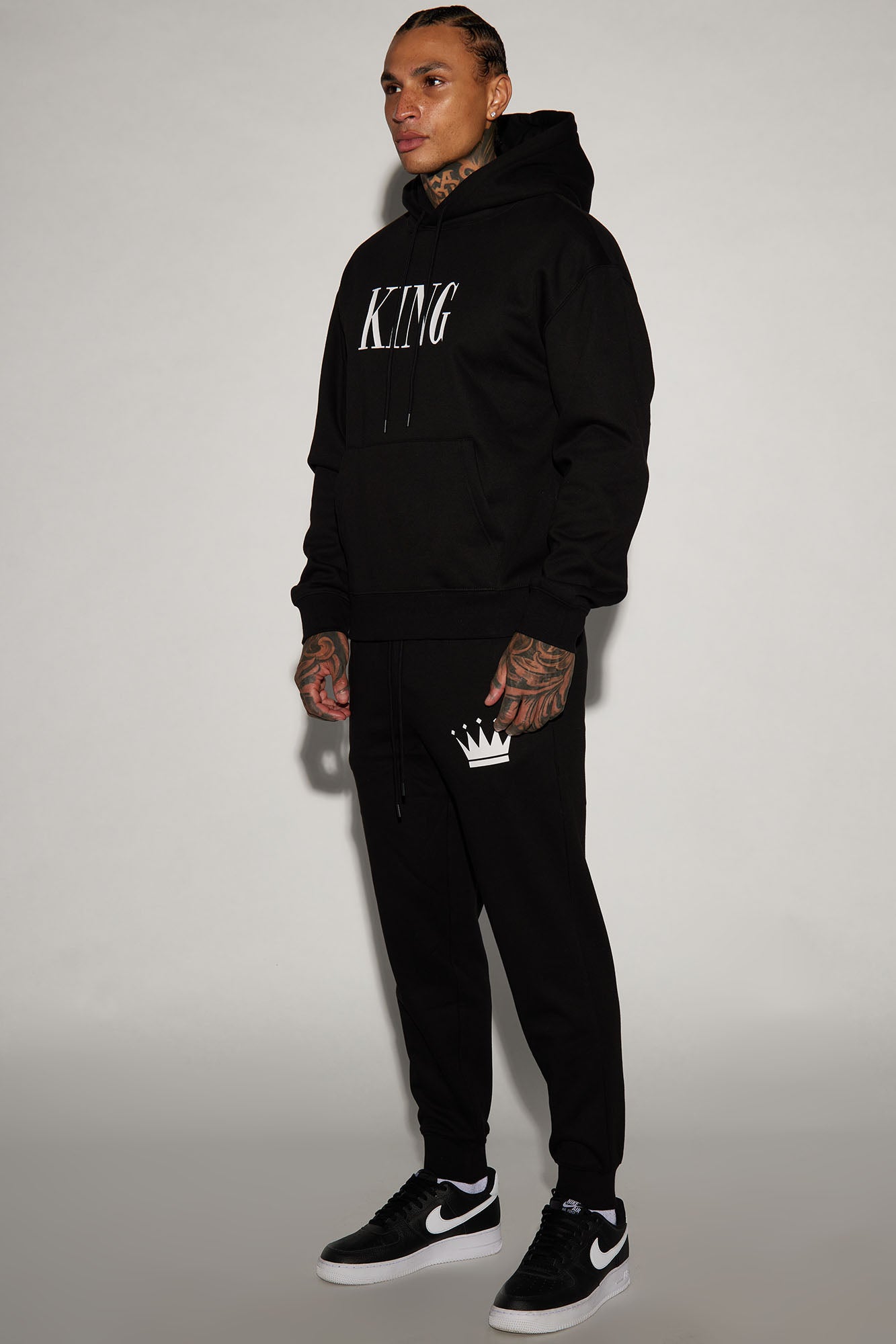 Family Goals King Jogger - Black