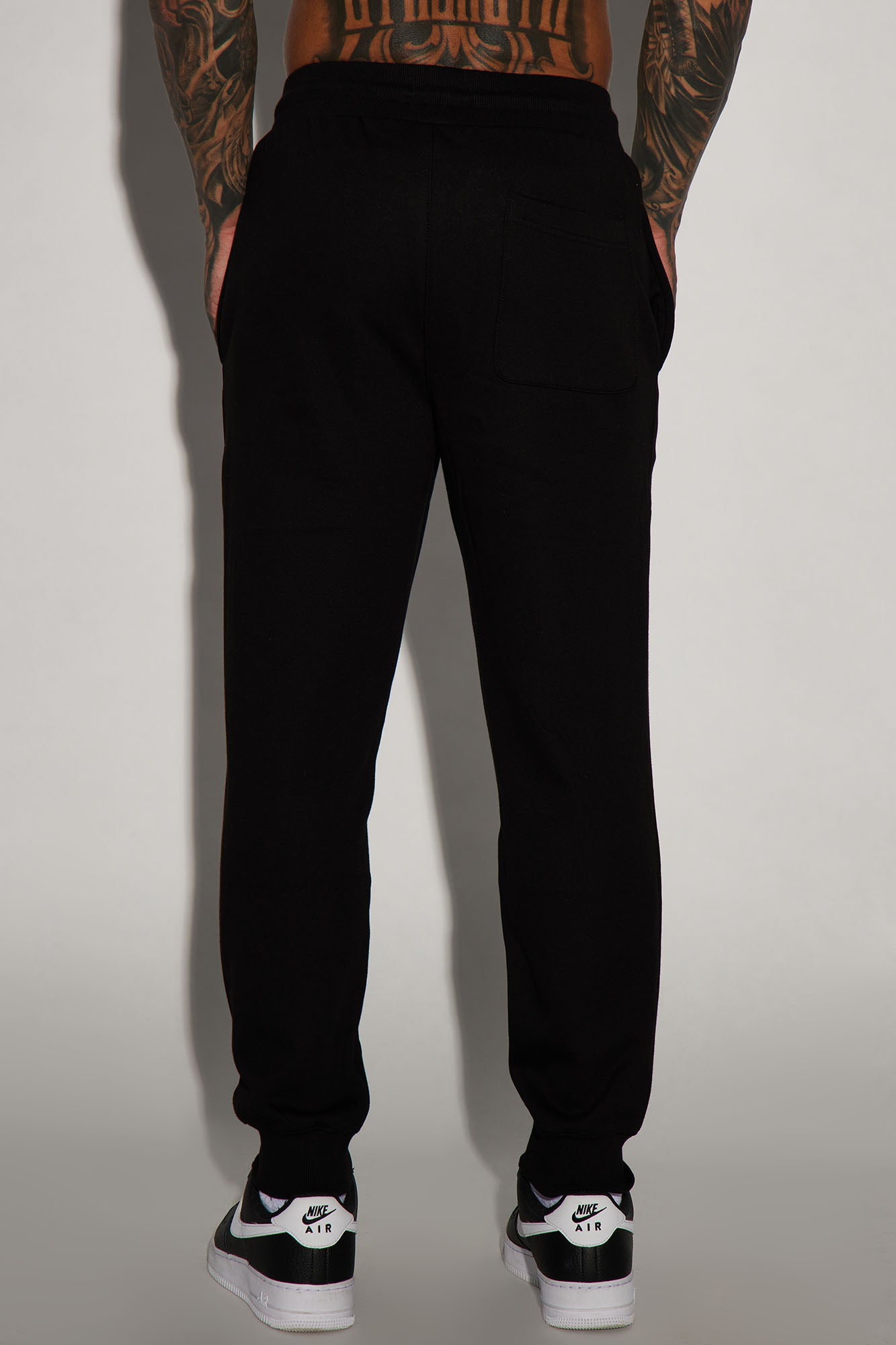 Family Goals King Jogger - Black