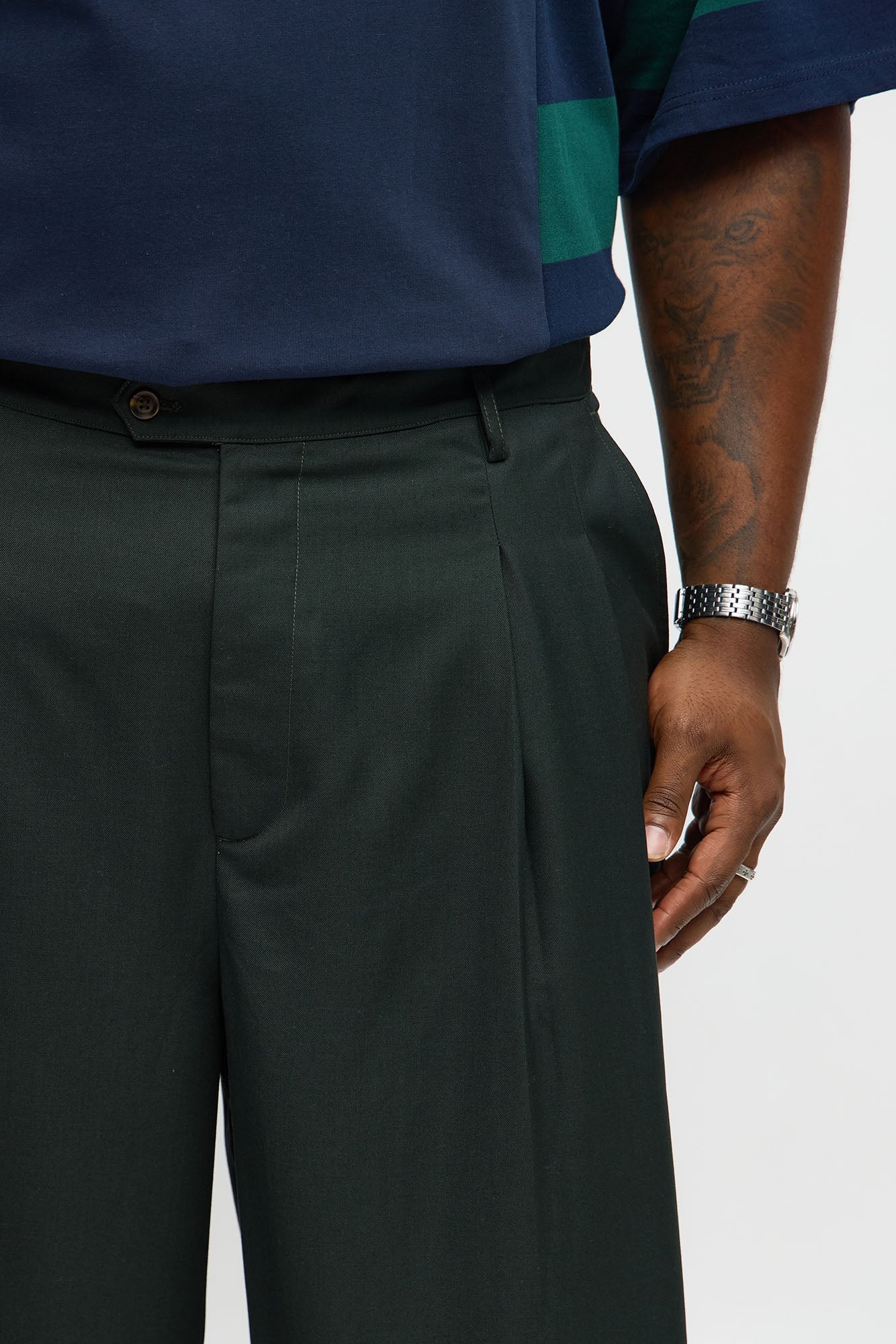 Baggy Pleated Everyday Trouser - Olive