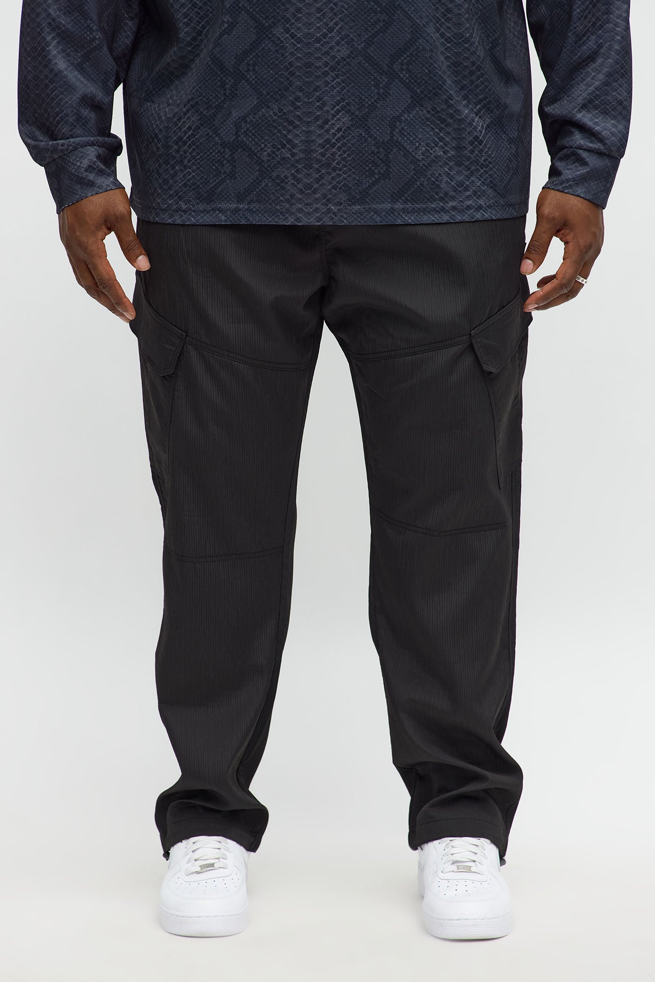 Slim Slanted Cargo Ribbed Pants - Black