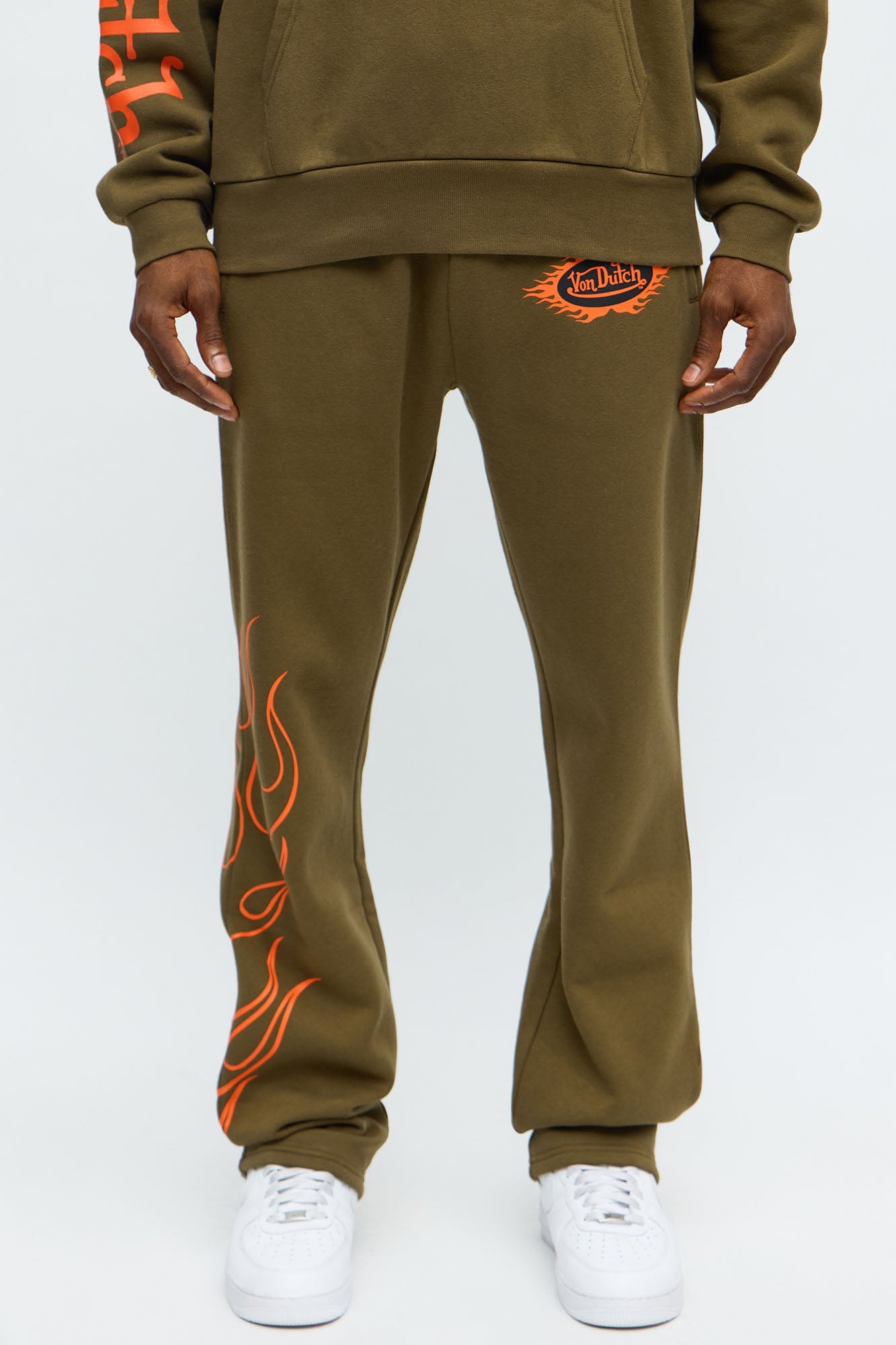 Von Dutch Fire Logo Baggy Sweatpants - Olive