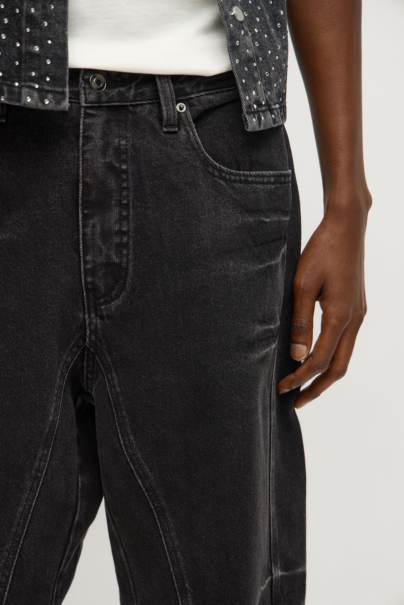 Baggy More Than One Seam Distressed Jean - Black Wash
