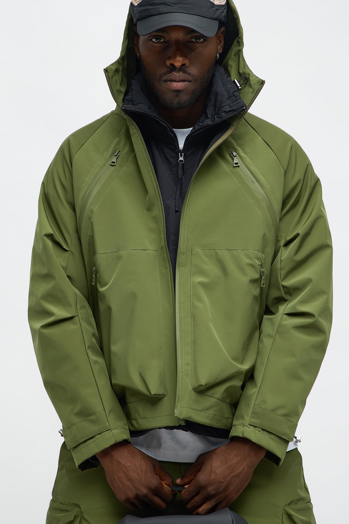 Relaxed Peak Hooded Tech Zip Jacket - Olive