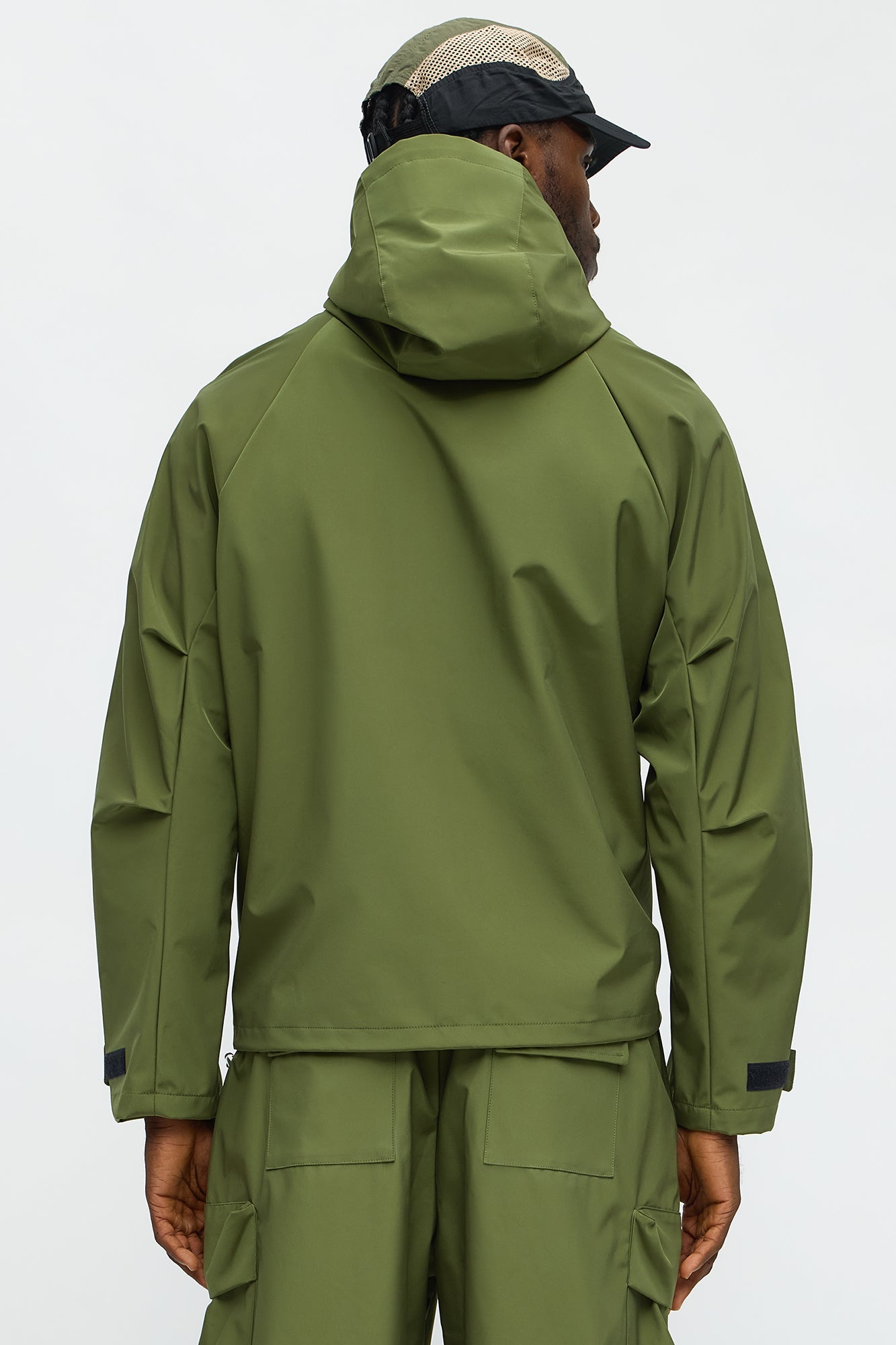 Relaxed Peak Hooded Tech Zip Jacket - Olive