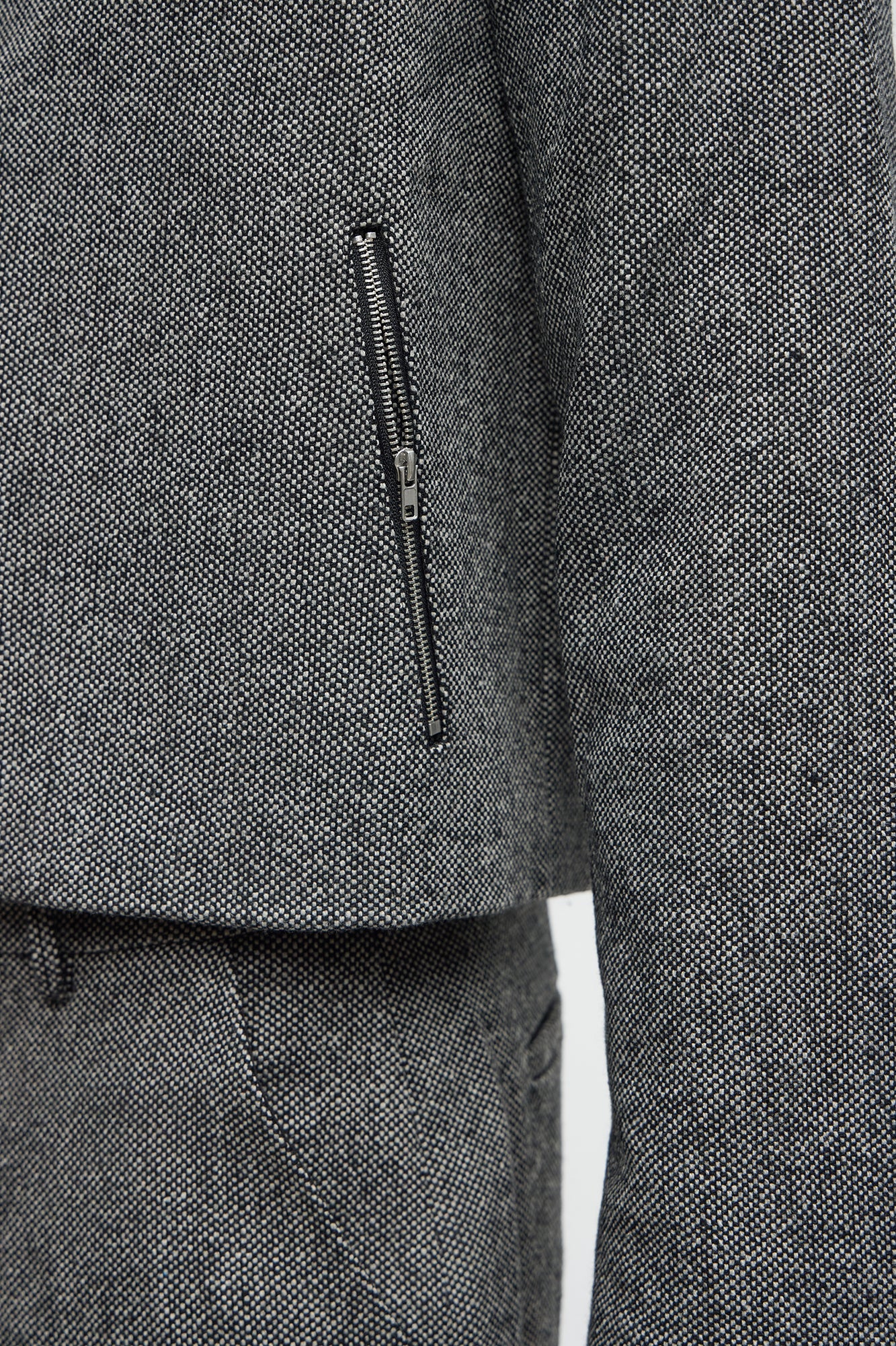 Cropped Textured Zip Moto Blazer - Black/combo