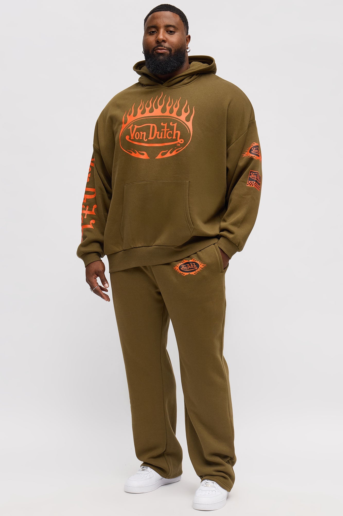 Von Dutch Fire Logo Baggy Sweatpants - Olive