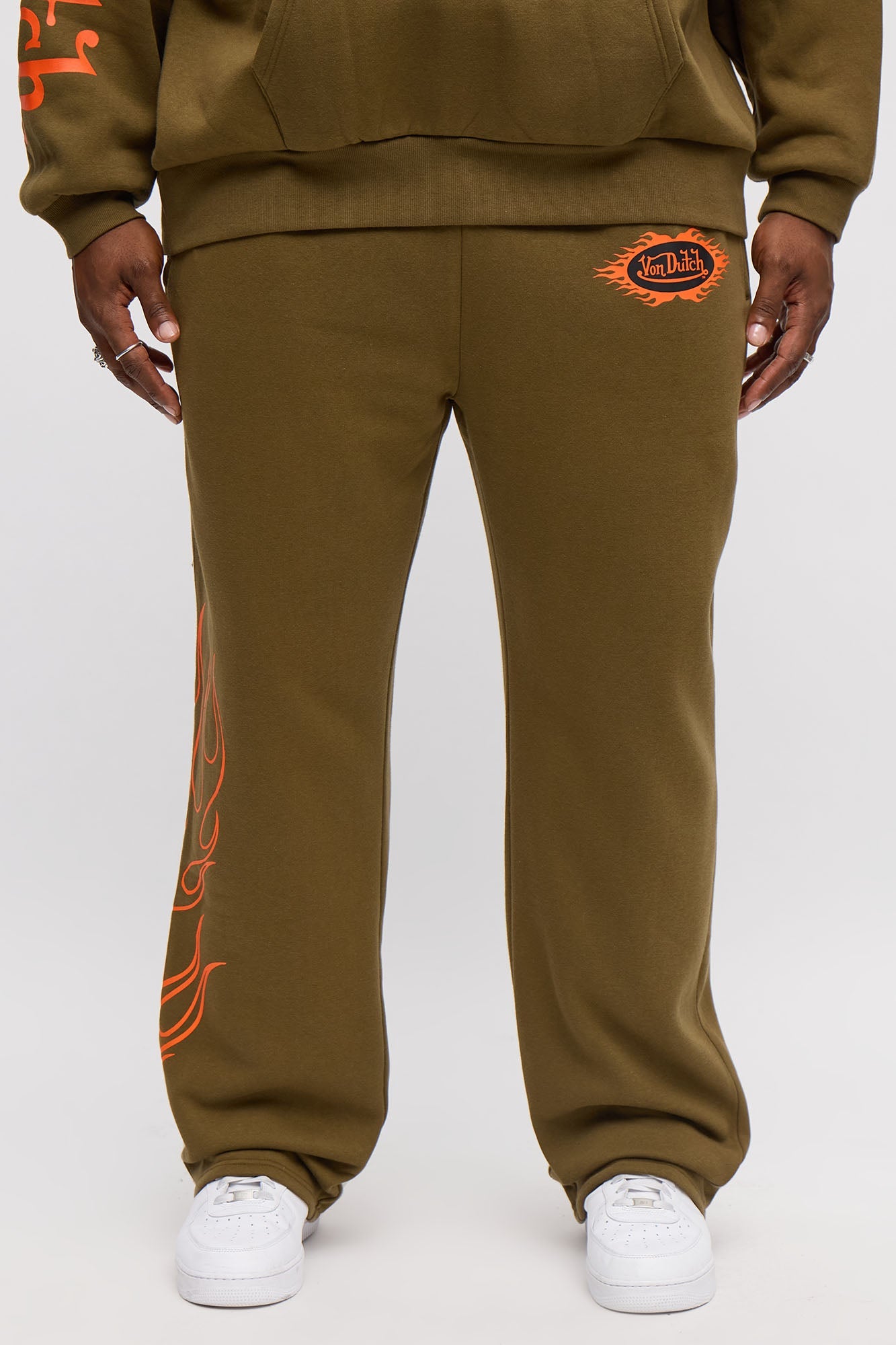 Von Dutch Fire Logo Baggy Sweatpants - Olive