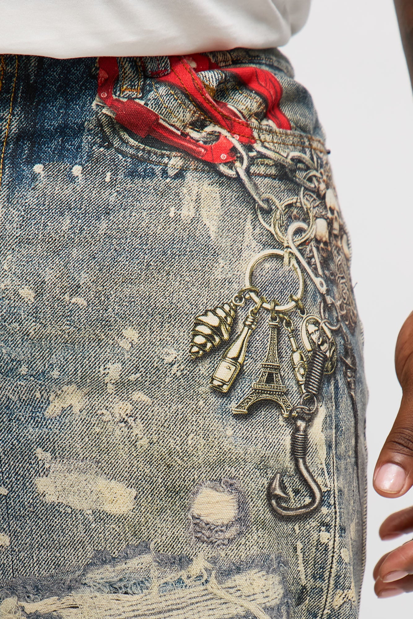 Baggy Got Them Chains On Me Printed Jean - Medium Wash