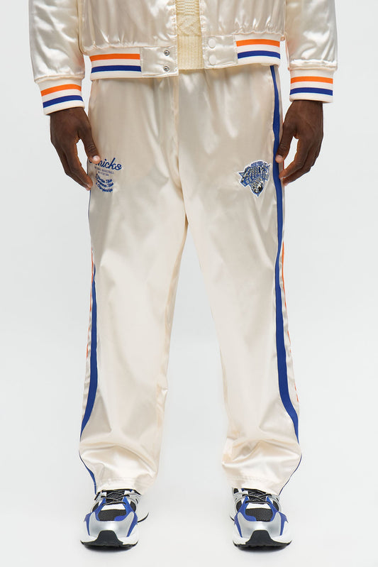 Knicks Night Drift Satin Straight Pants - Off White/combo