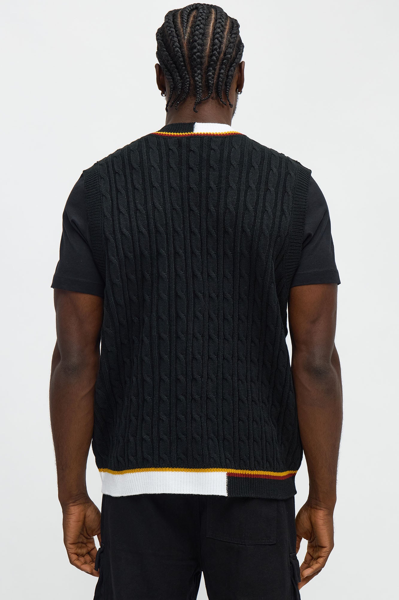 Rowen Cable Knit Sweater Vest - Black/combo