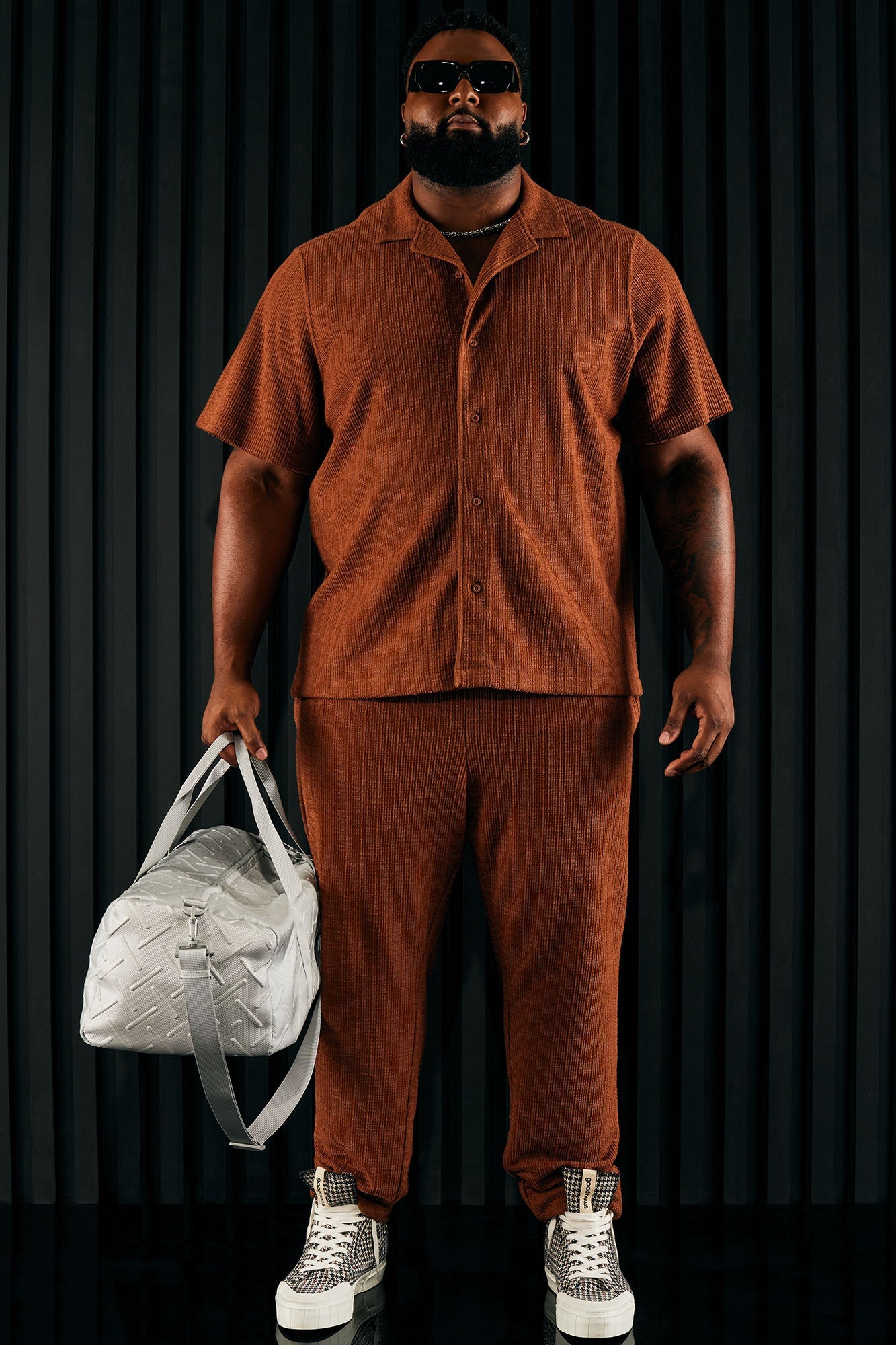 Dean Textured Short Sleeve Button Up Shirt - Chocolate