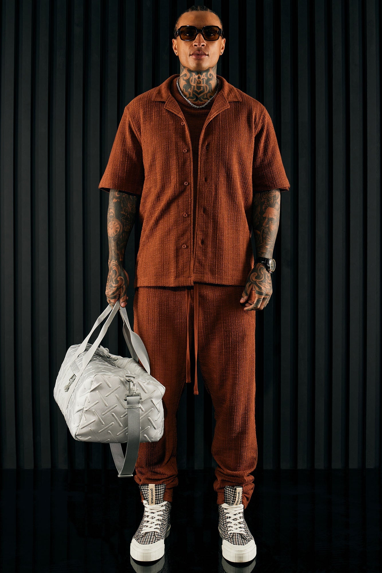 Dean Textured Short Sleeve Button Up Shirt - Chocolate