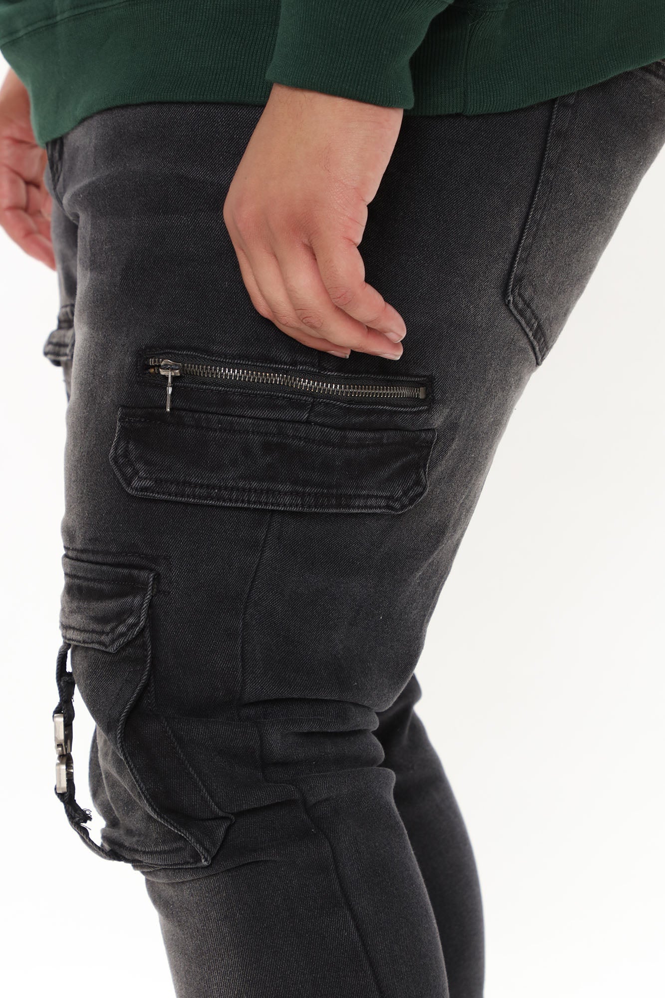 Cargo Pocket Slim Taper Jeans - Black