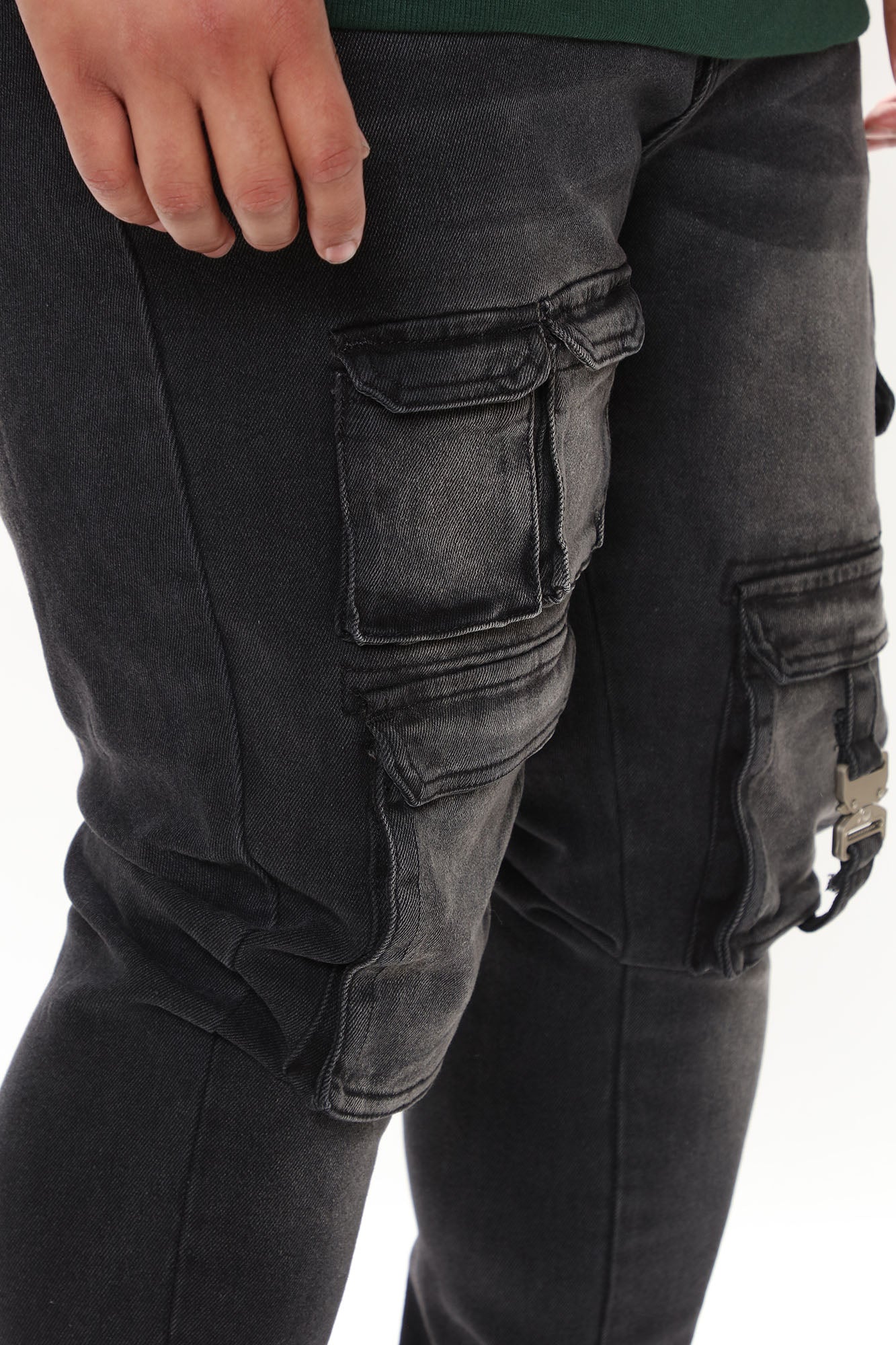 Cargo Pocket Slim Taper Jeans - Black