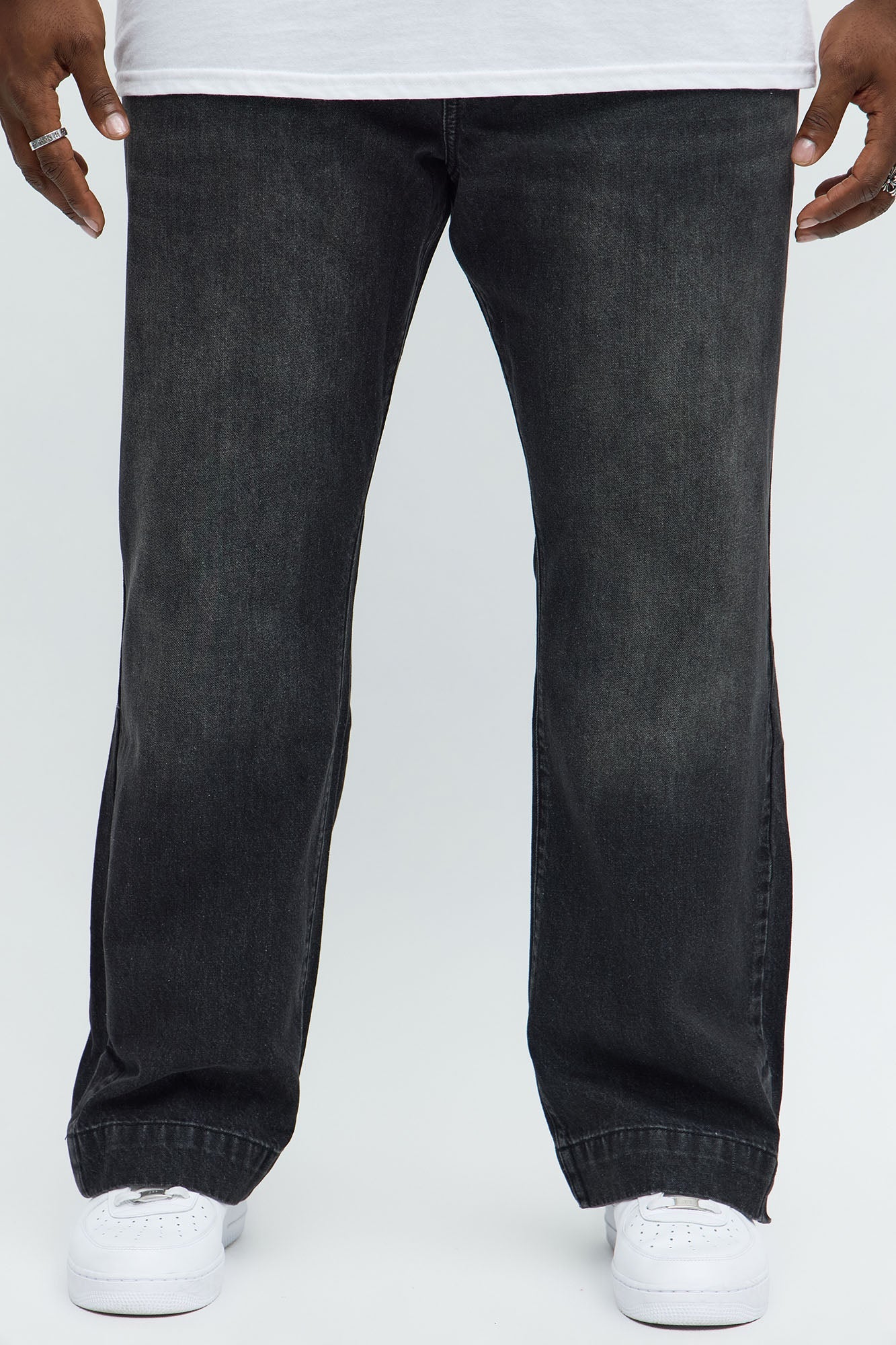 Straight Flare Snapped In Jean - Black Wash