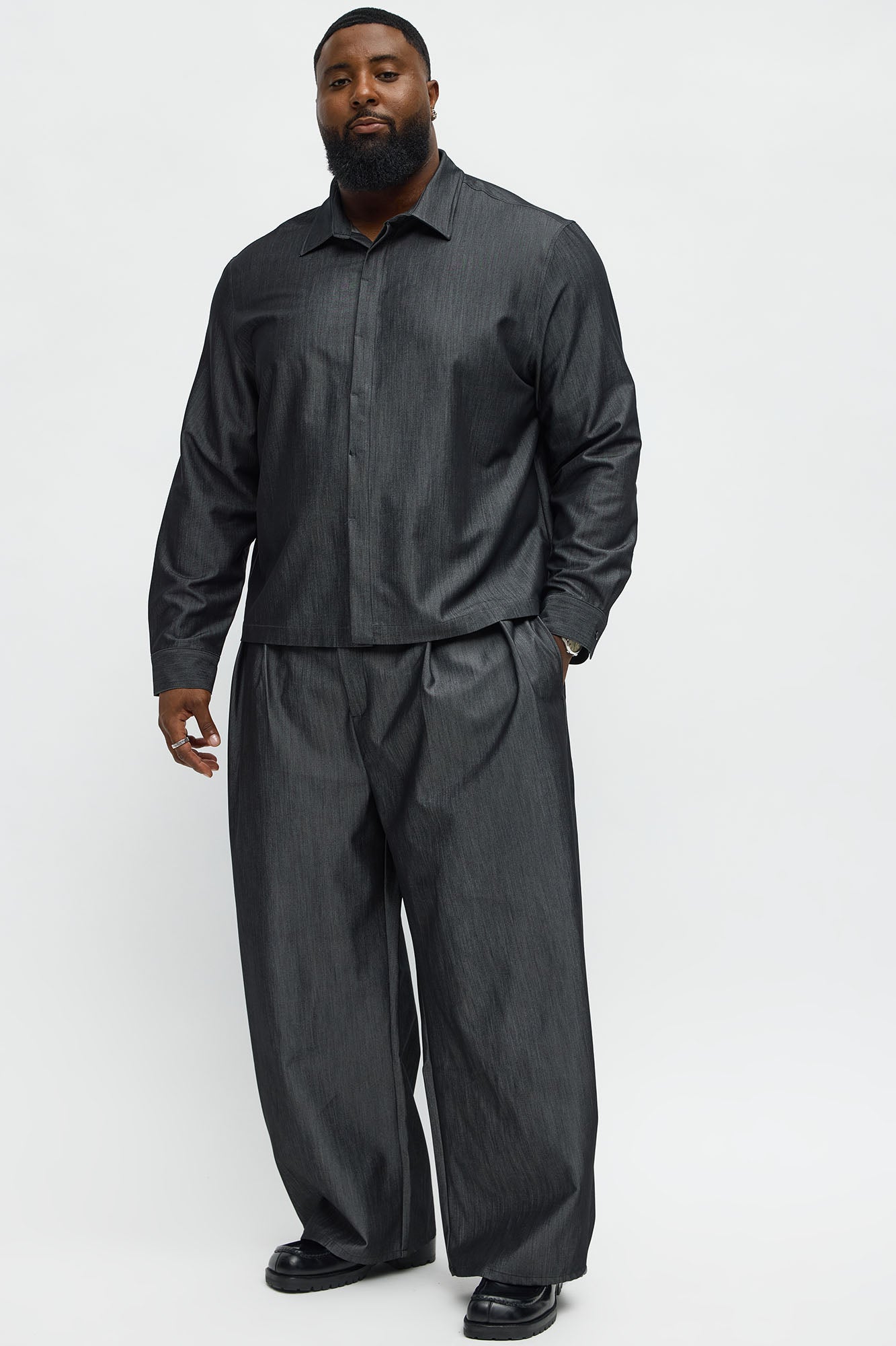 Cropped Bold Flow Button Up Shirt - Charcoal