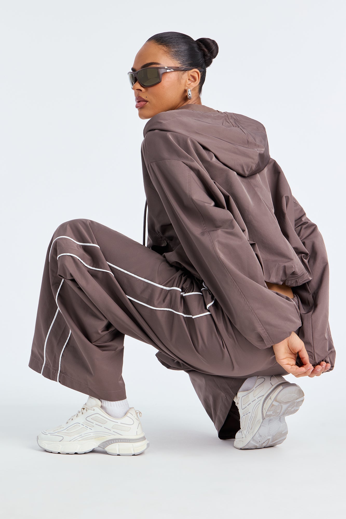 Naomi Windbreaker Pant Set - Brown
