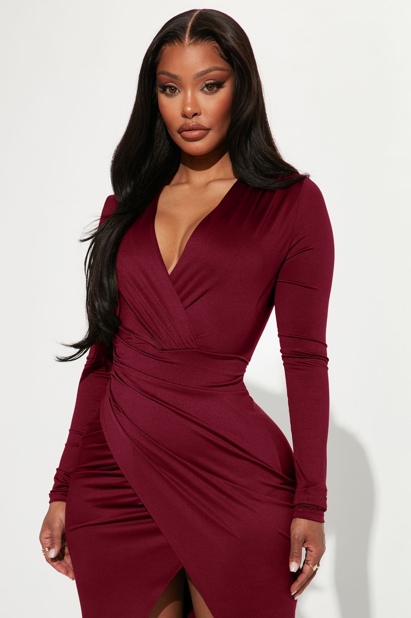 Eyes On Me Ruched Midi Dress - Wine