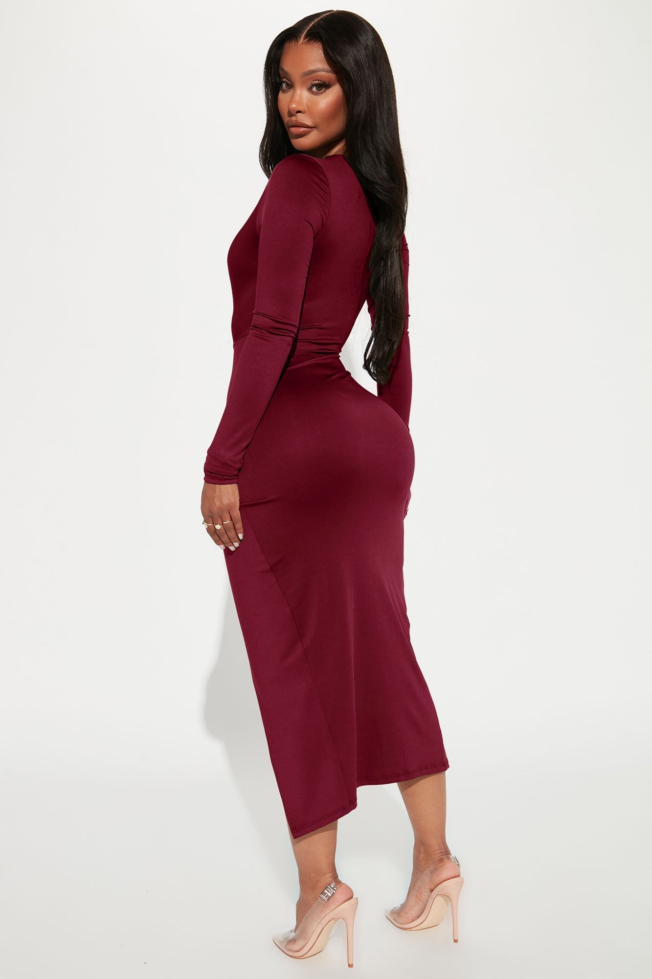 Eyes On Me Ruched Midi Dress - Wine