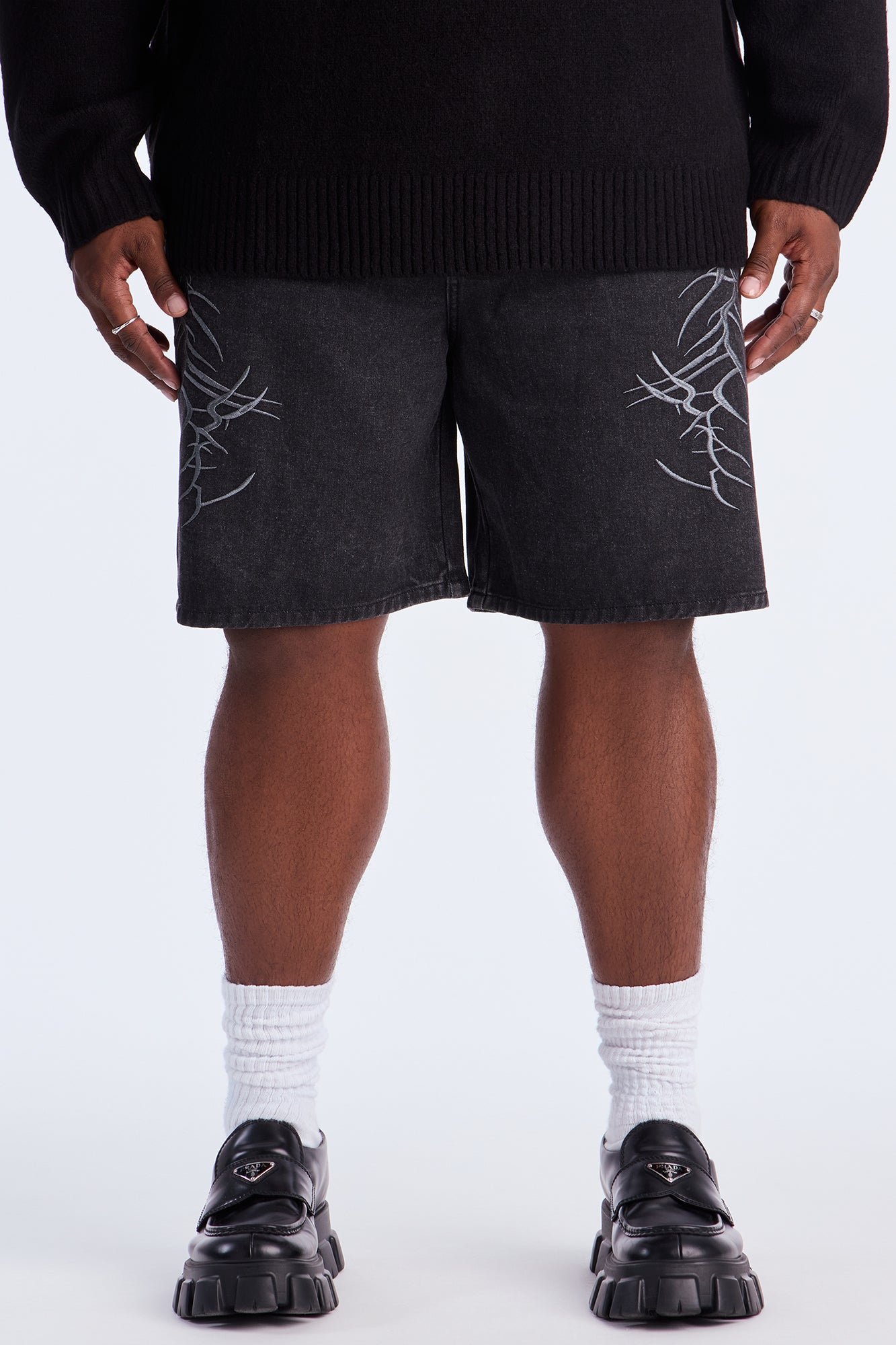 Relaxed Thread Bare Embroidered Denim Short - Black Wash