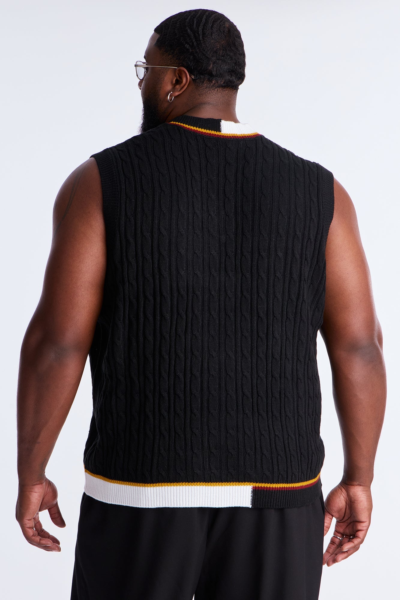 Rowen Cable Knit Sweater Vest - Black/combo