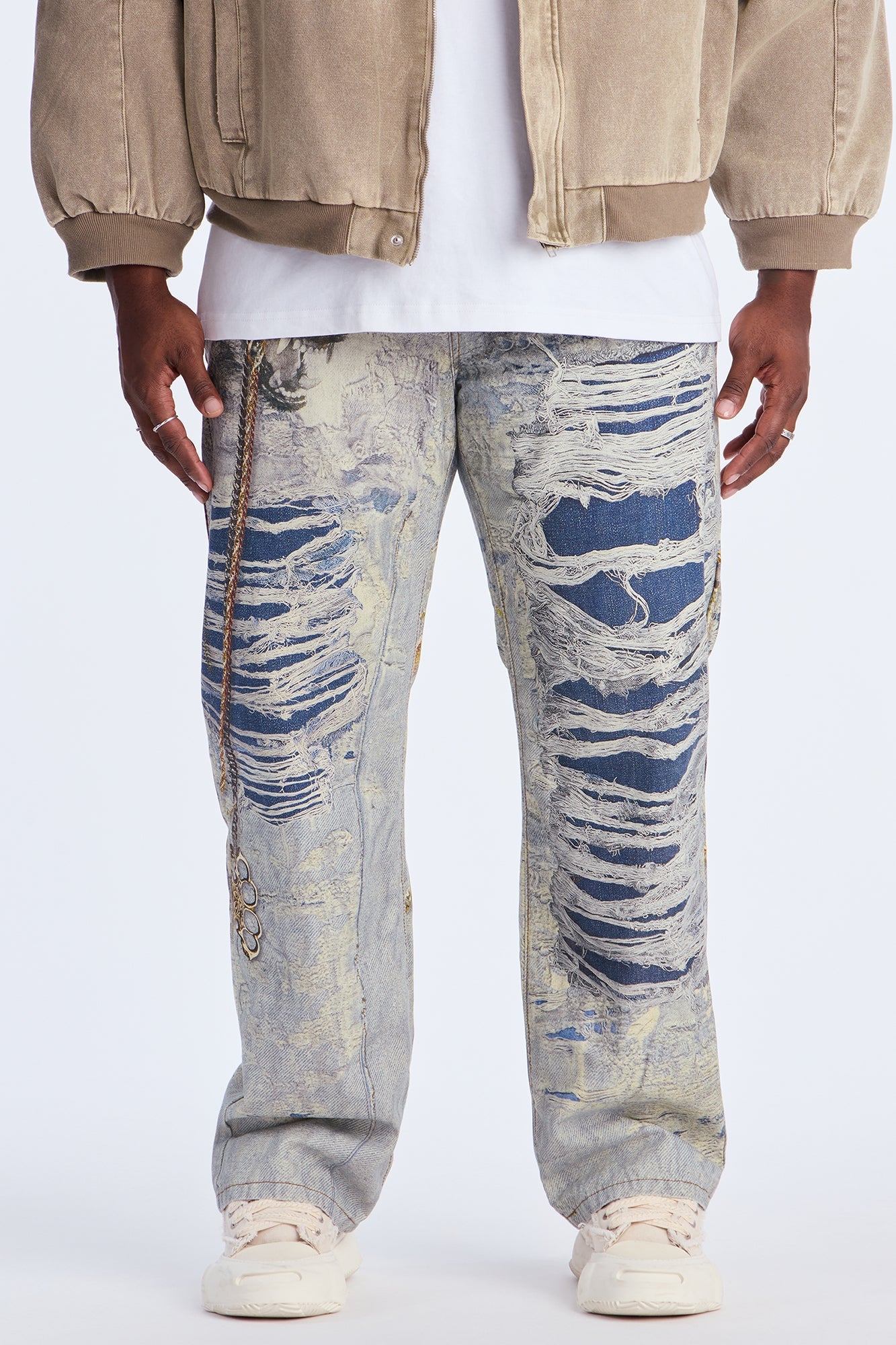 Baggy Got My Chains Distressed Printed Jean - Light Wash