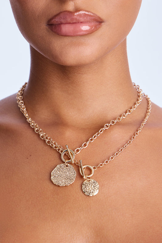 Drama And Desire Layered Necklace - Gold