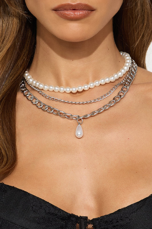 Hook Me Up Layered Necklace - Silver