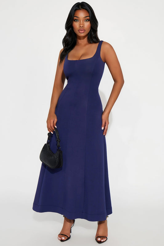Debbie Flowy Maxi Dress - Navy