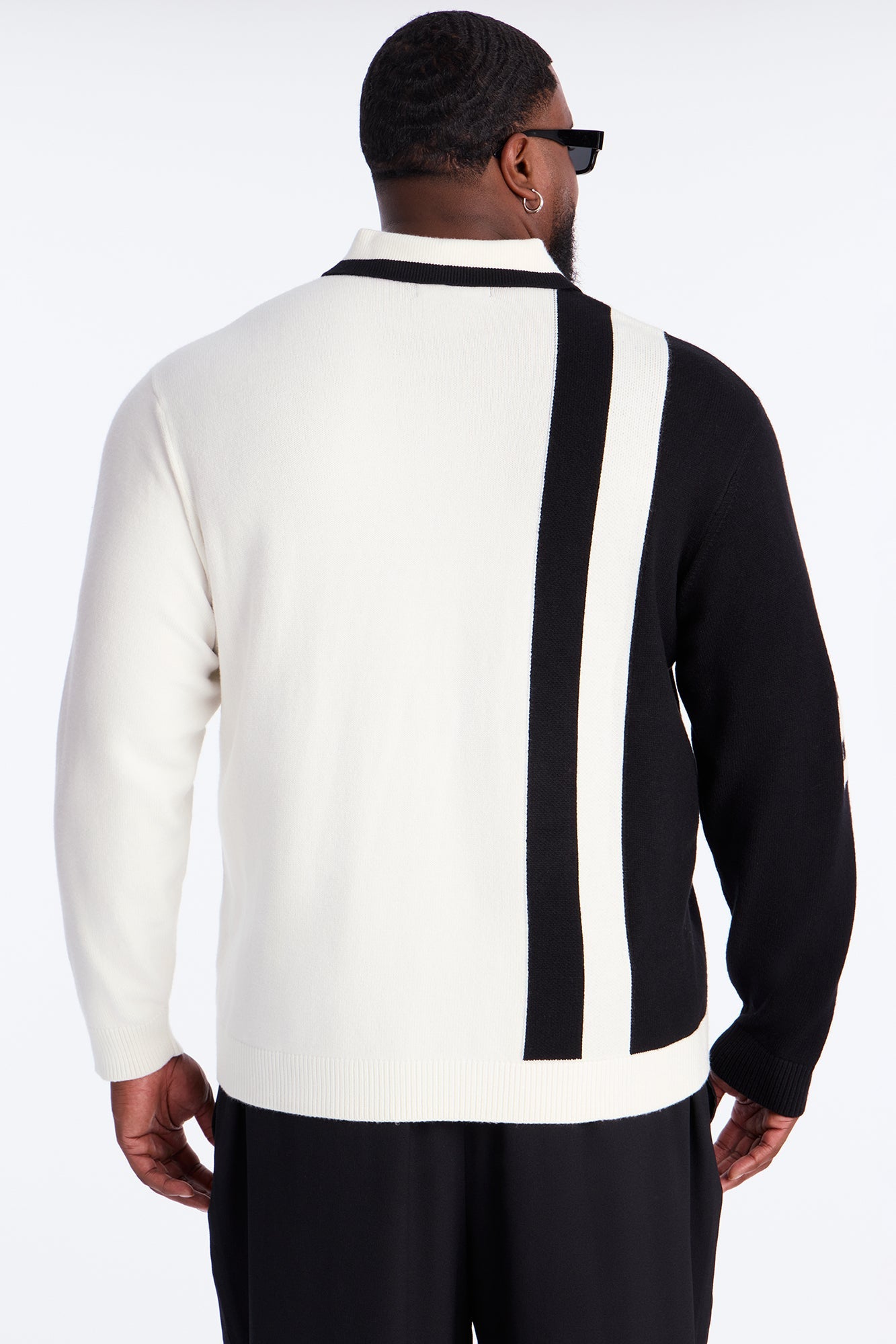Distant Daydream Vneck Sweater - Off White/combo